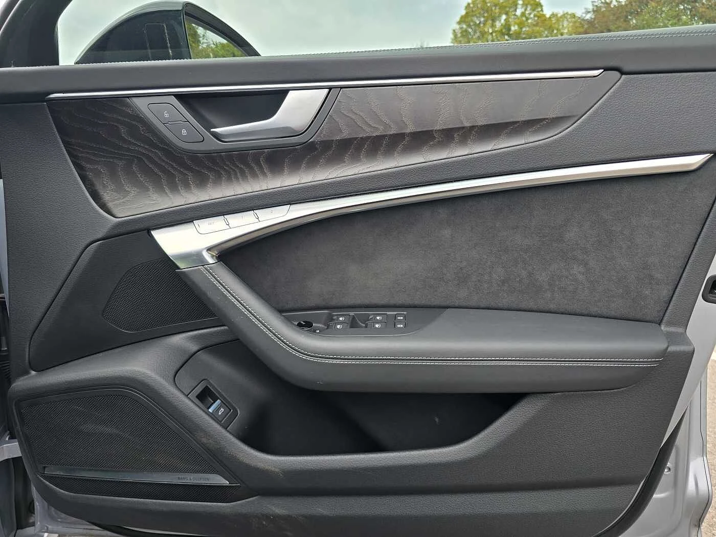 Audi-A6-image-10