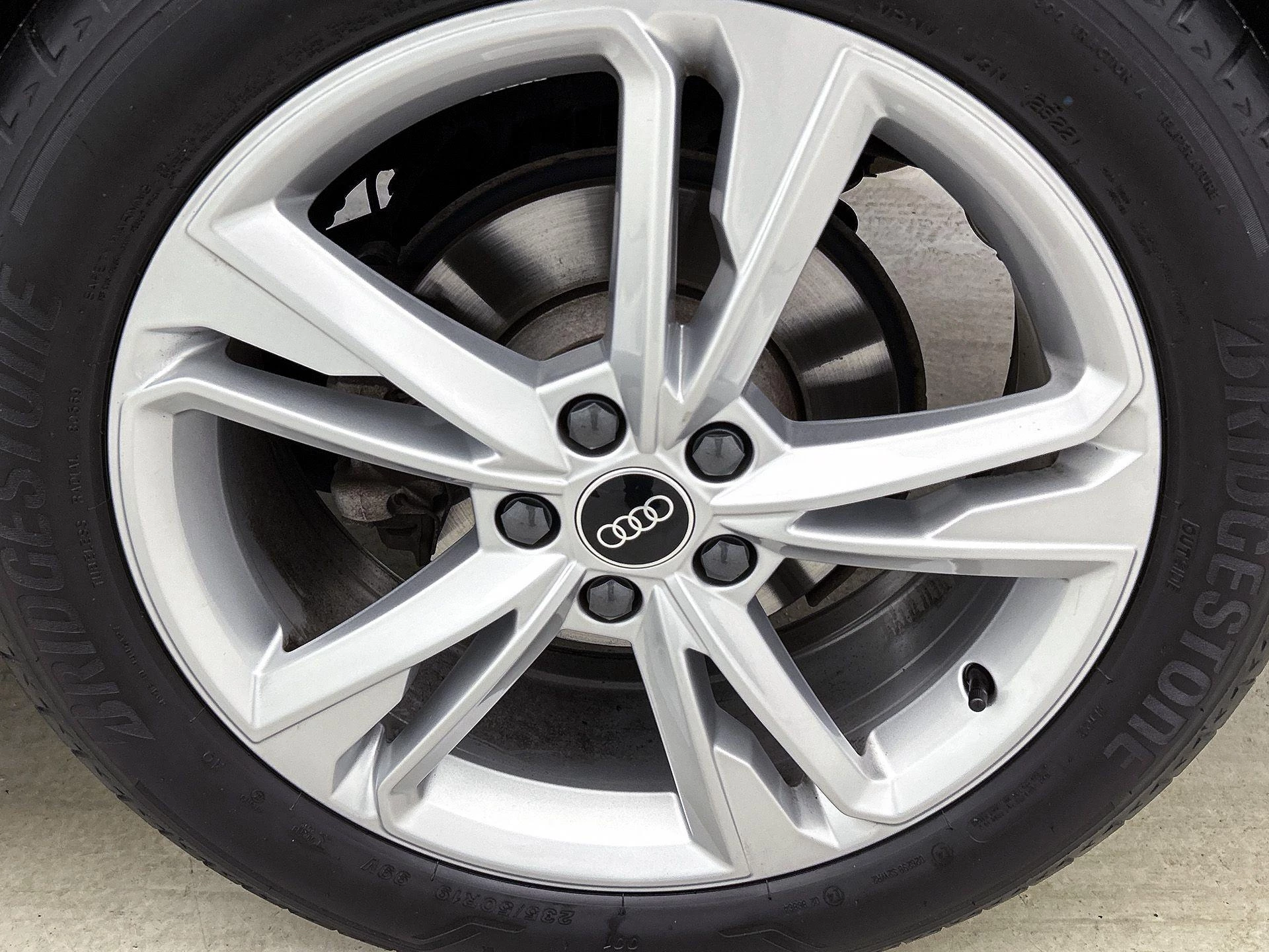 Audi-Q3-image-5