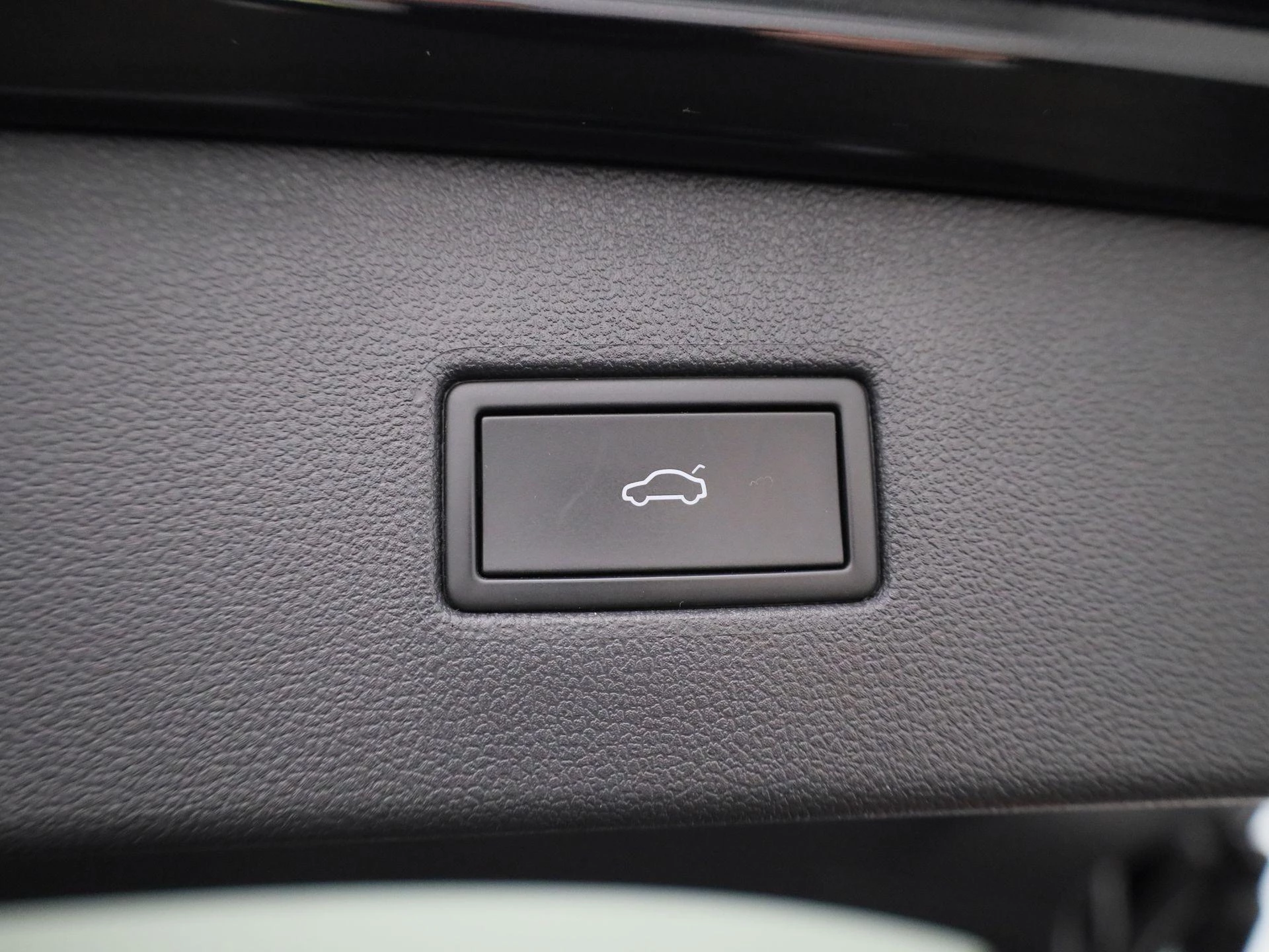 Volkswagen-Tiguan Allspace-image-11