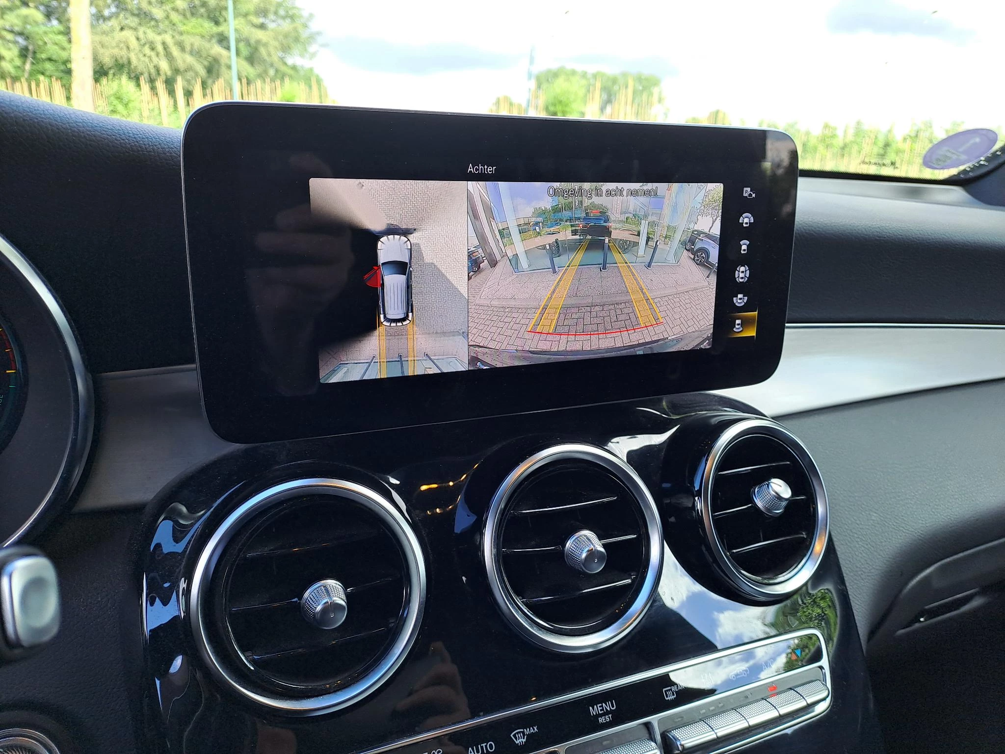Mercedes-Benz GLC 300e 4MATIC AMG Line