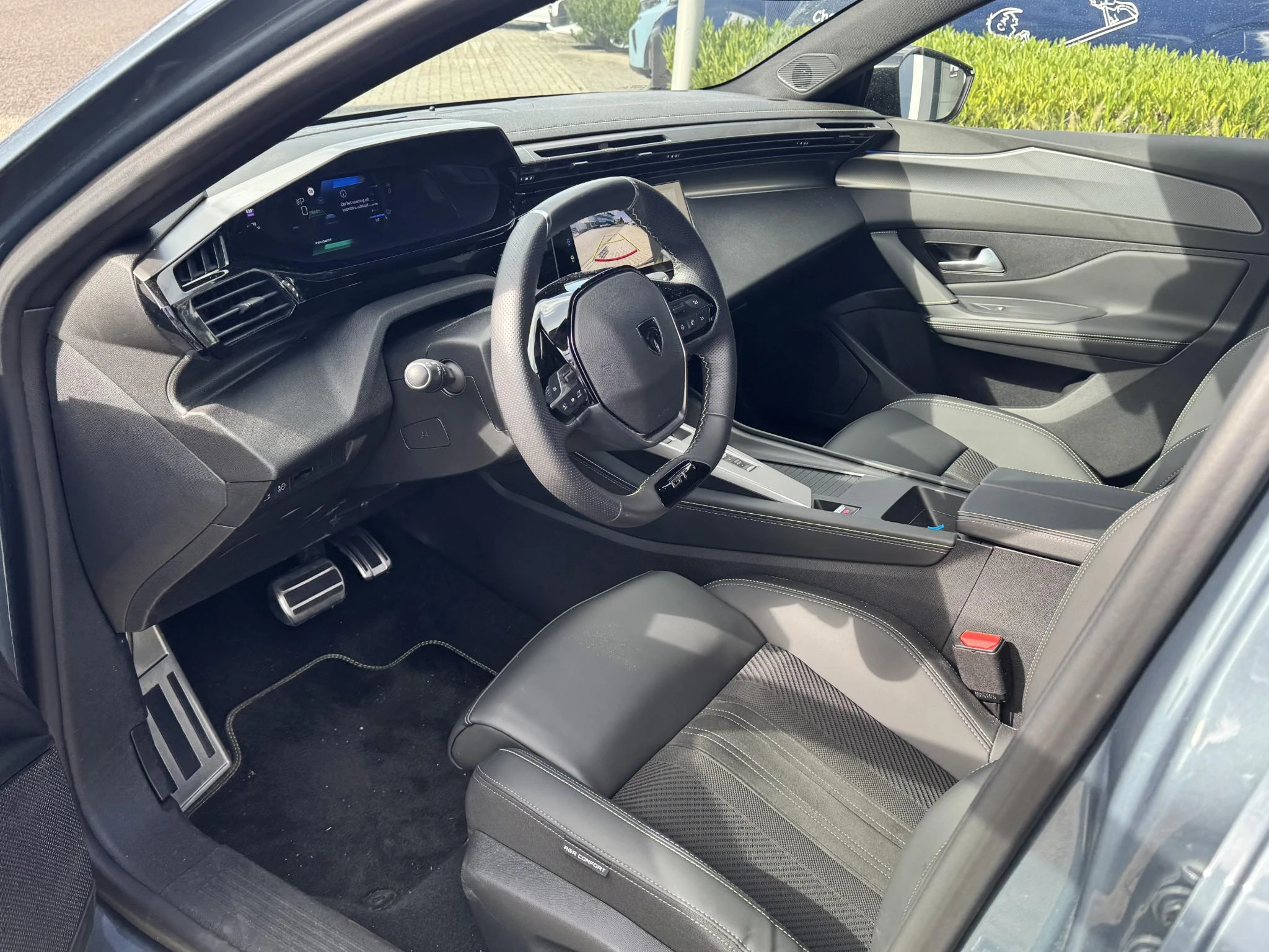 Peugeot-e-308-image-9
