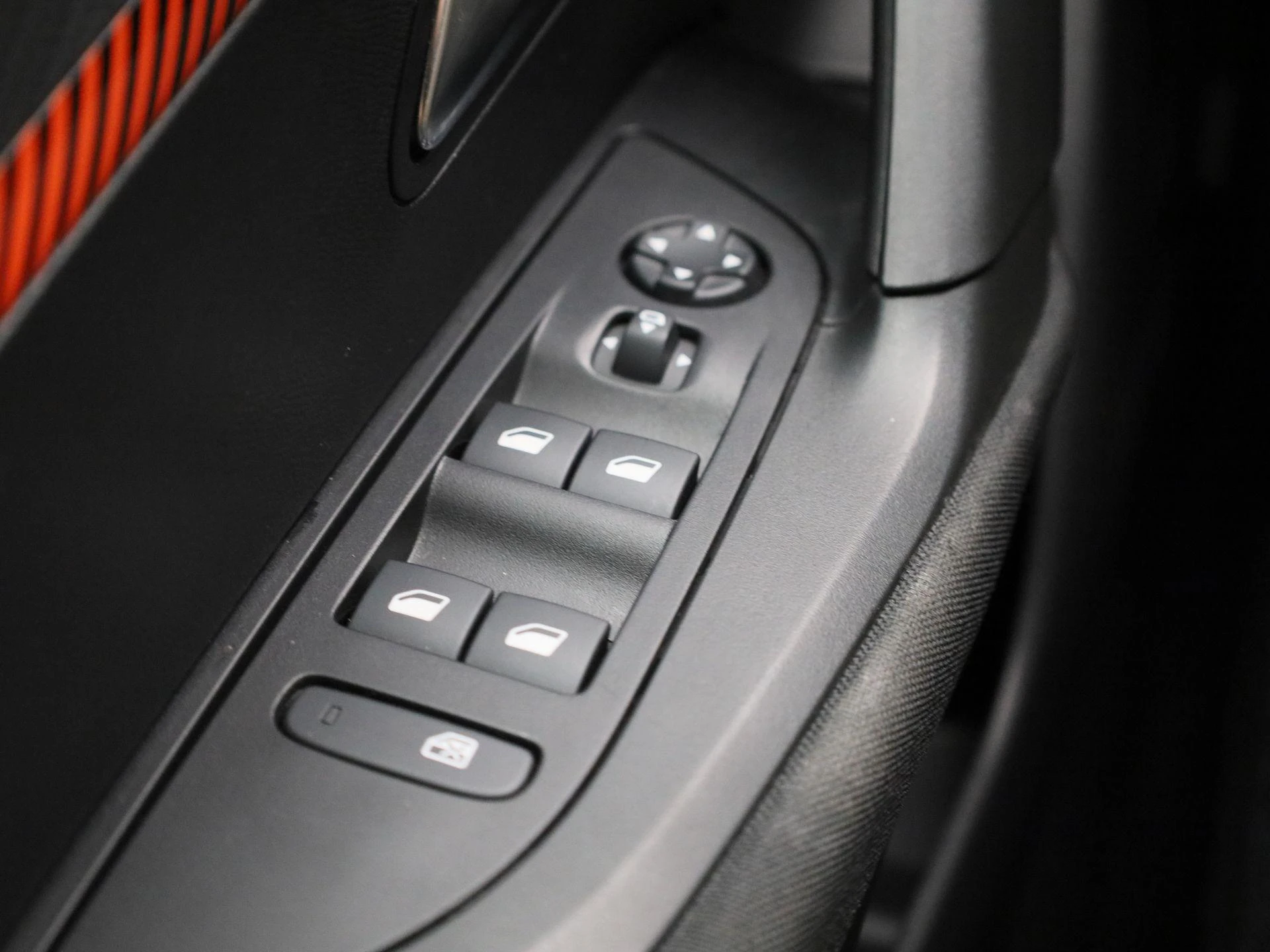 Peugeot 2008 1.2 PureTech Active Pack
