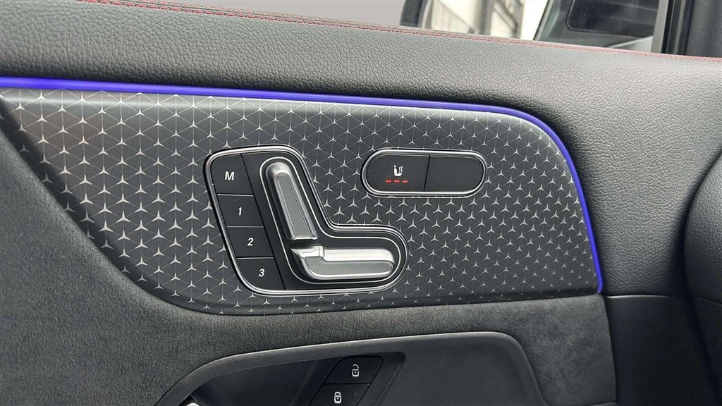 Mercedes-Benz-EQA-image-10