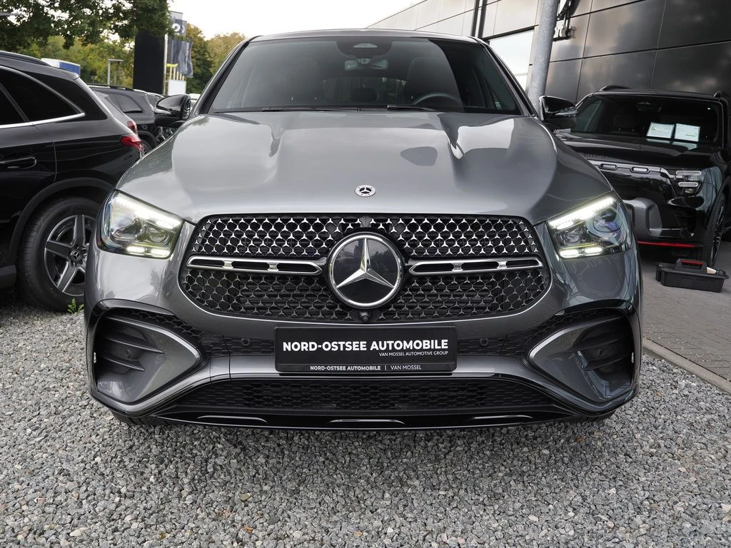 Mercedes-Benz-GLE 450 d-image-3