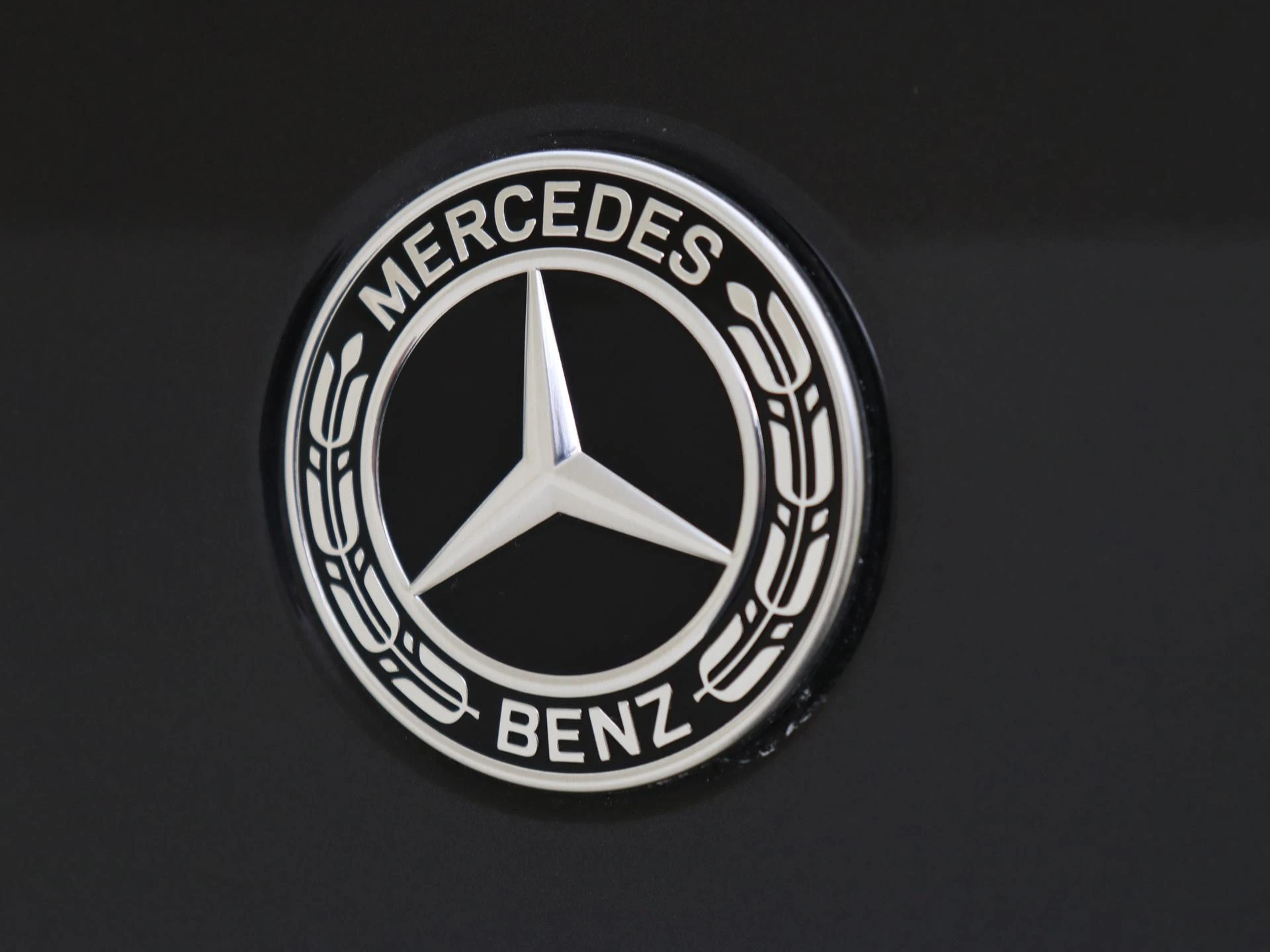 Mercedes-Benz-GLC-image-29