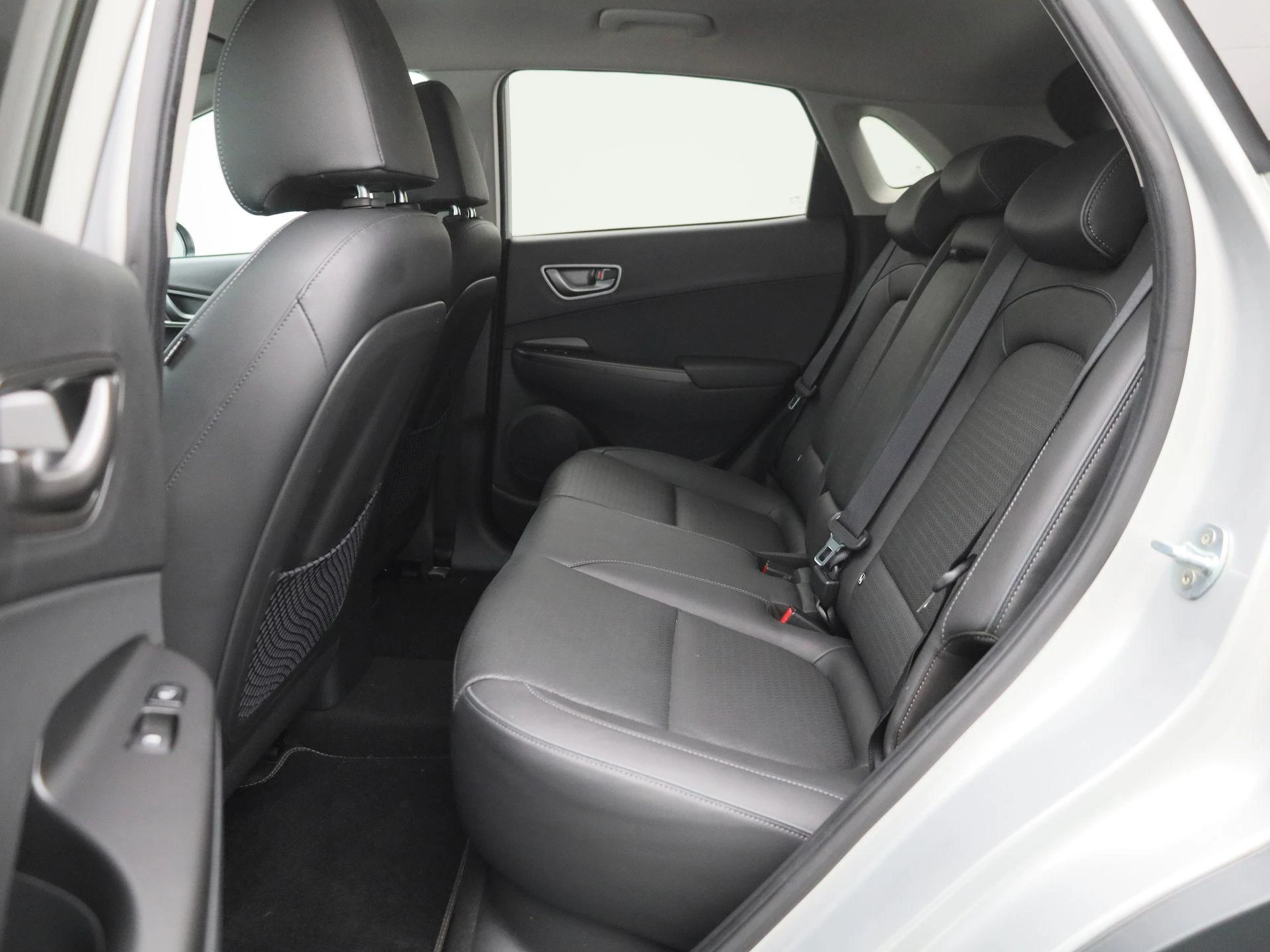 Hyundai-Kona-image-11