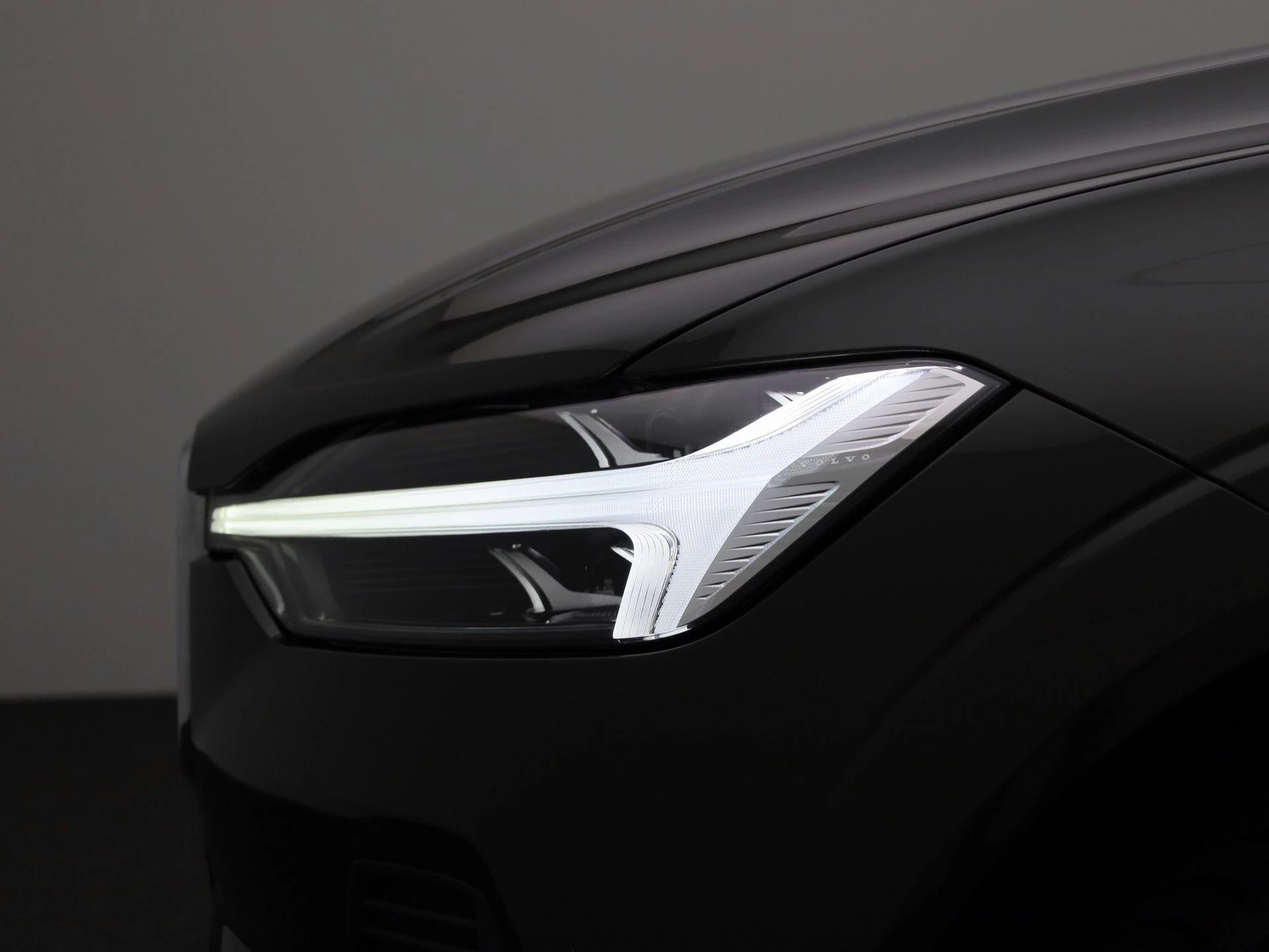 Volvo XC60 B4 D Geartronic Momentum Pro