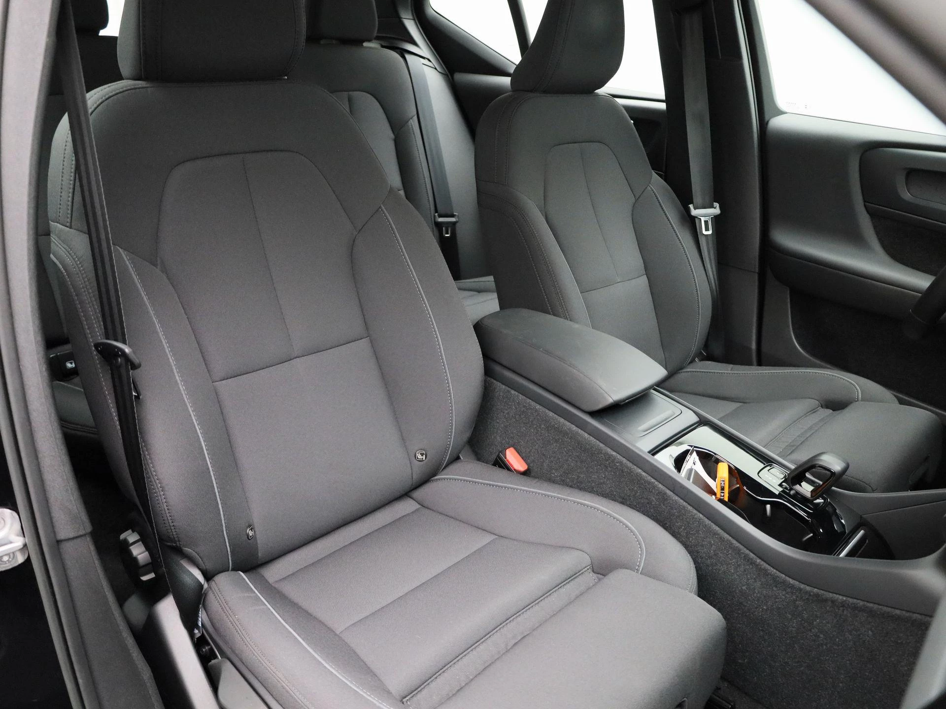 Volvo-XC40-image-34