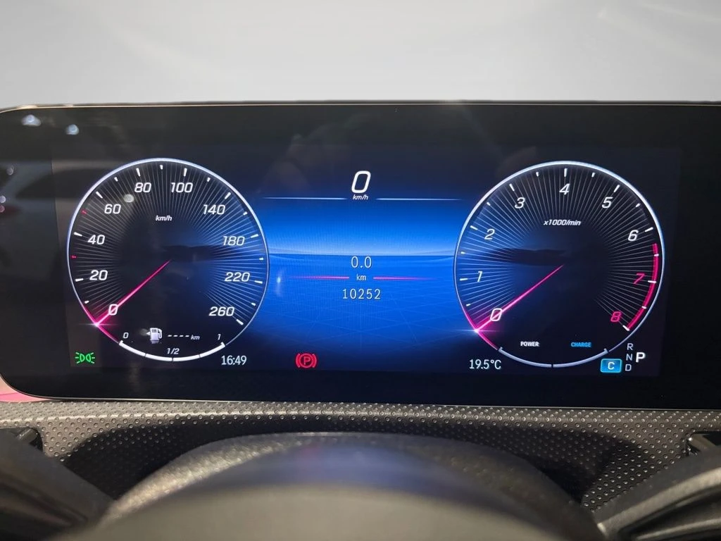 Mercedes-Benz-A-Klasse 200-image-6
