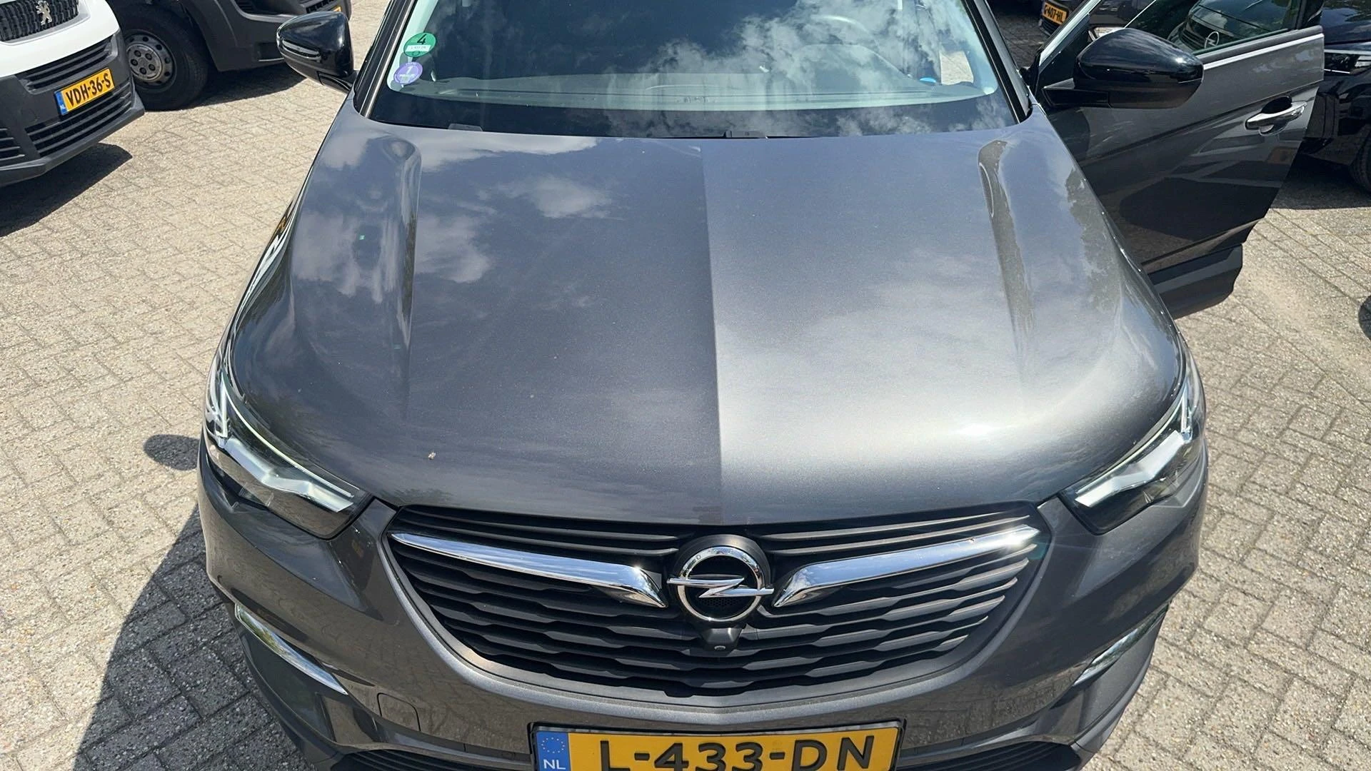 Opel-Grandland X-image-12