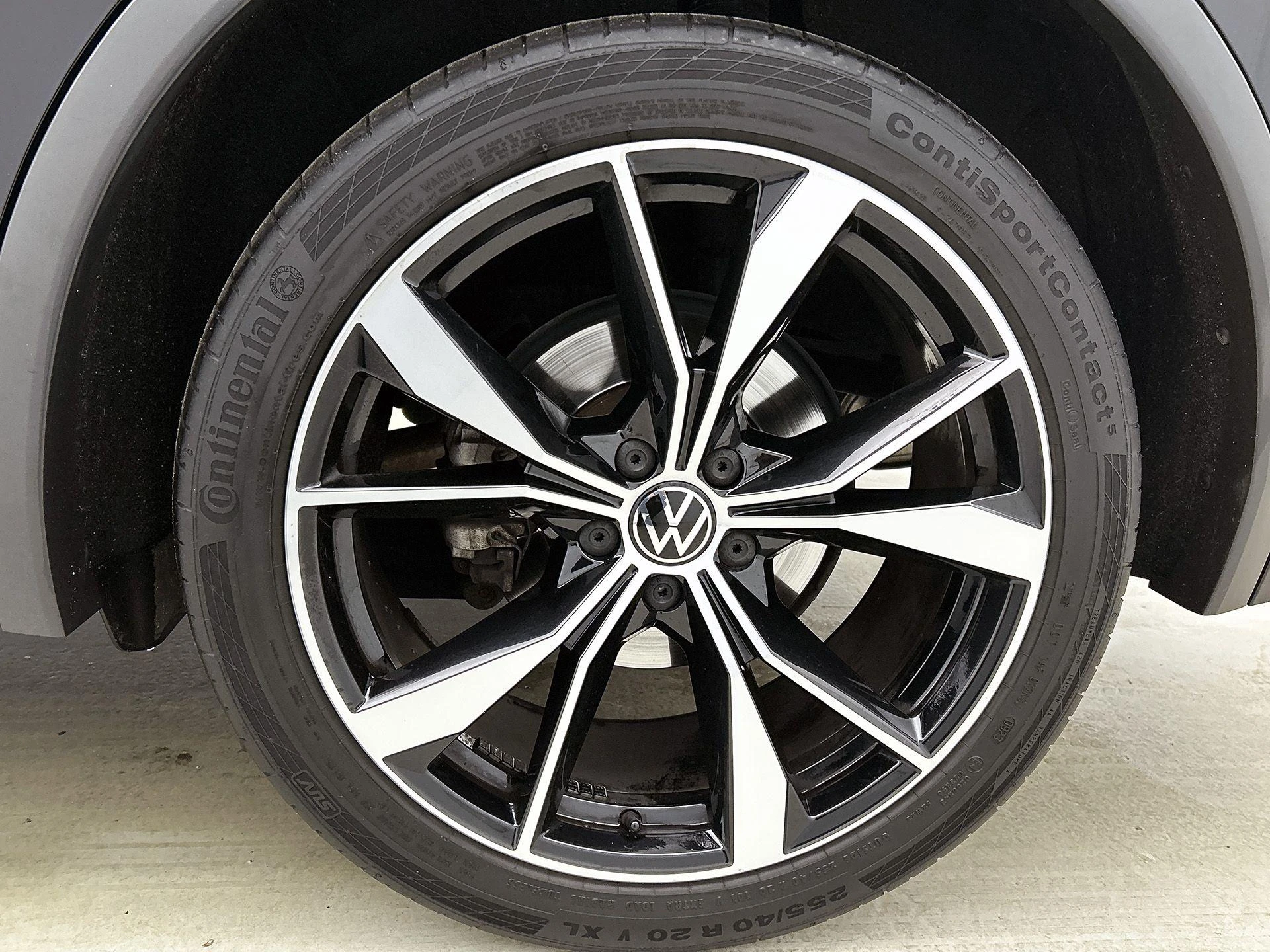 Volkswagen-Tiguan-image-34