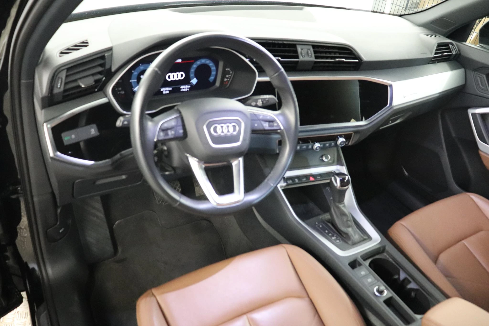 Audi-Q3-image-9