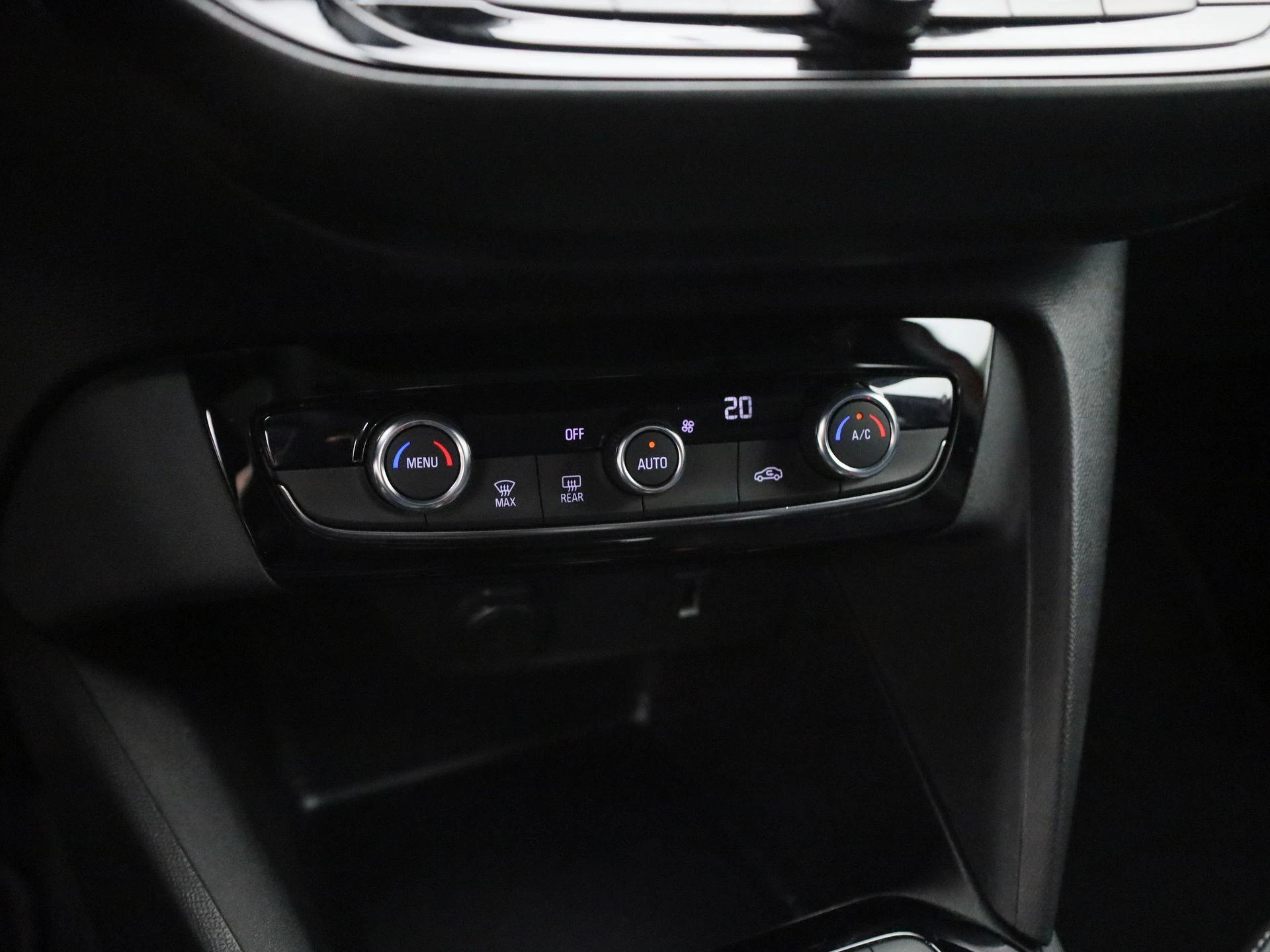 Opel-Corsa-e-image-17