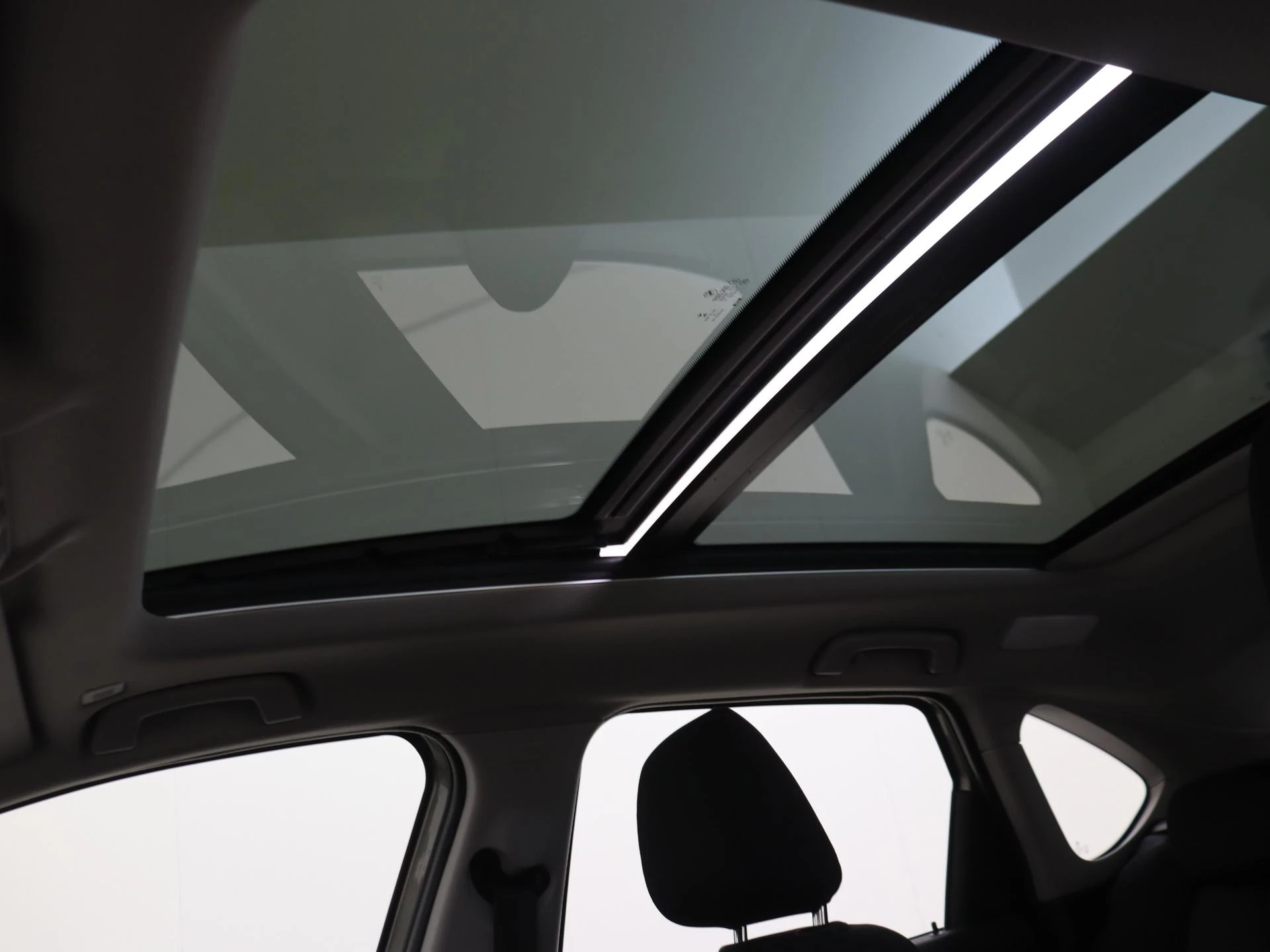 BMW-2 Serie-image-31