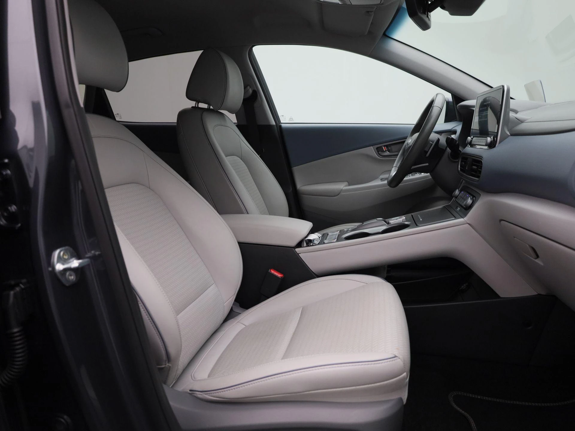 Hyundai-Kona-image-36