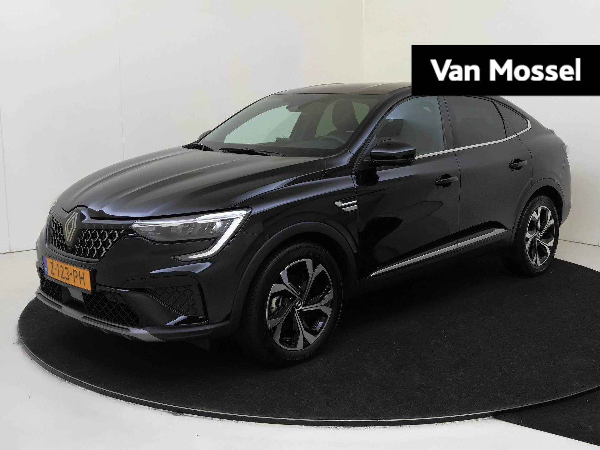 Renault-Arkana-image-0