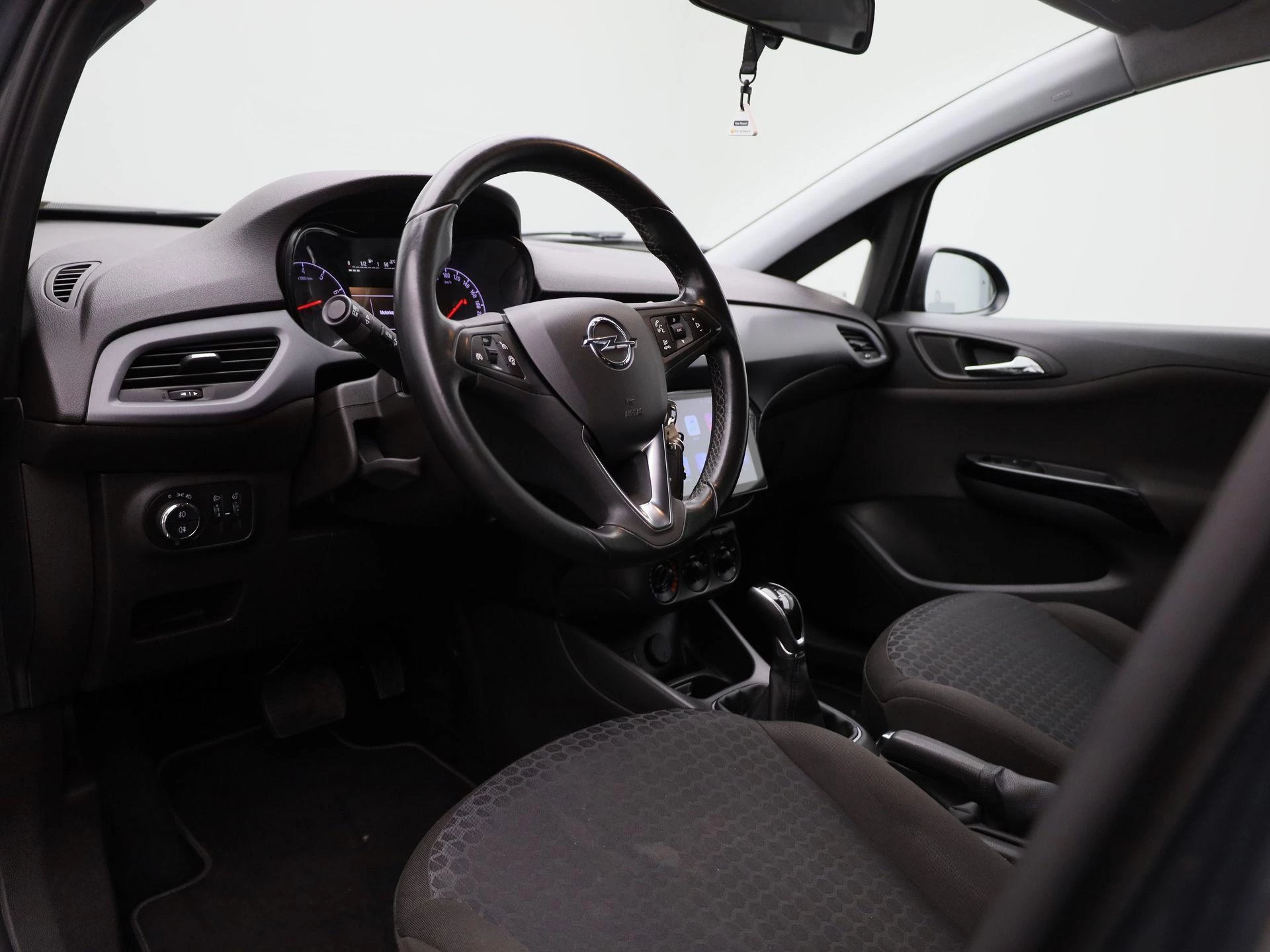 Opel-Corsa-image-28