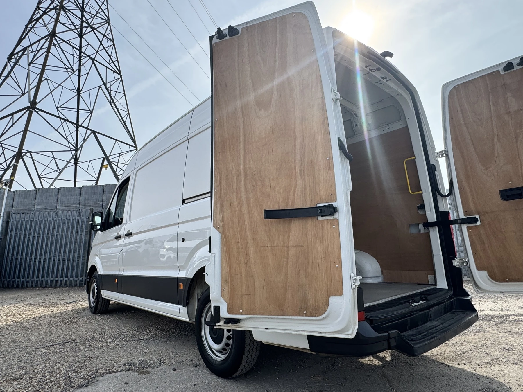 Volkswagen-Crafter-image-14
