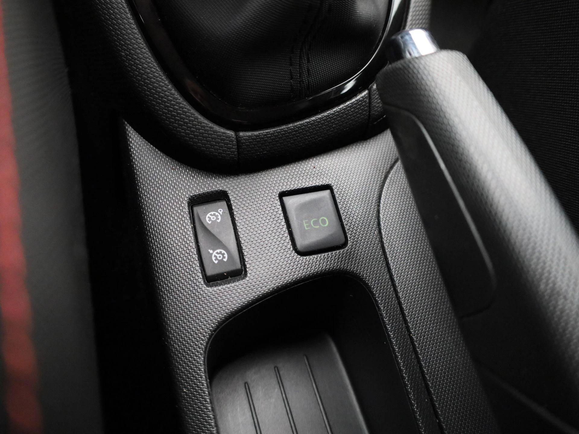 Renault-Clio-image-27