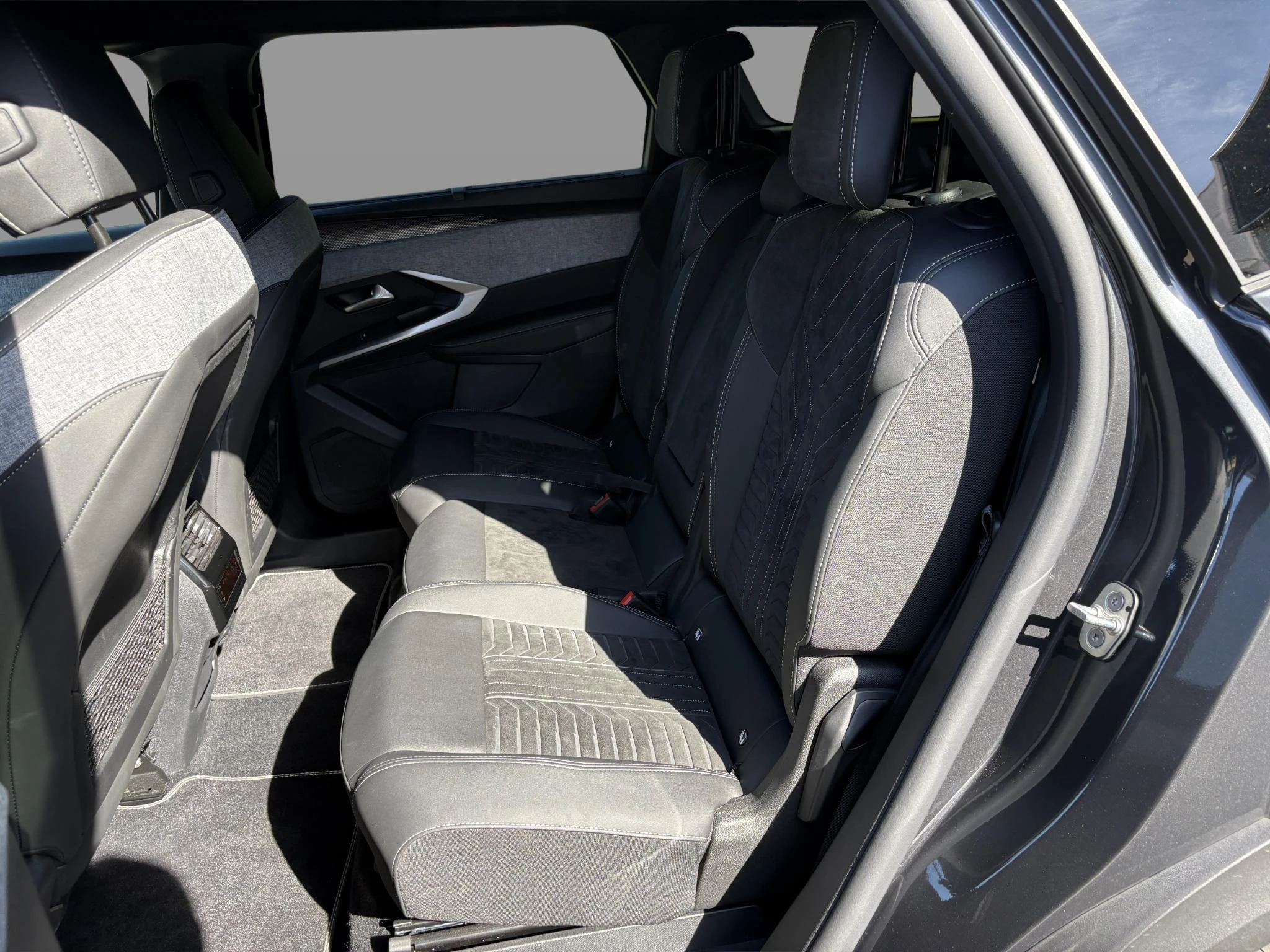 Peugeot-5008-image-16