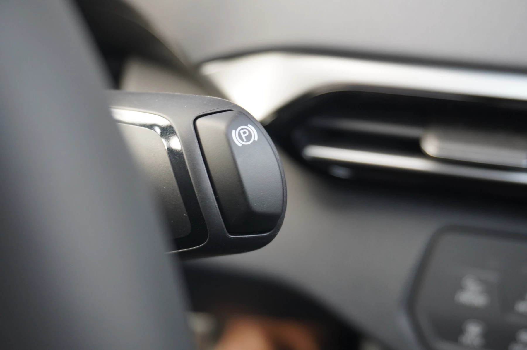 Volkswagen-ID.4-image-31