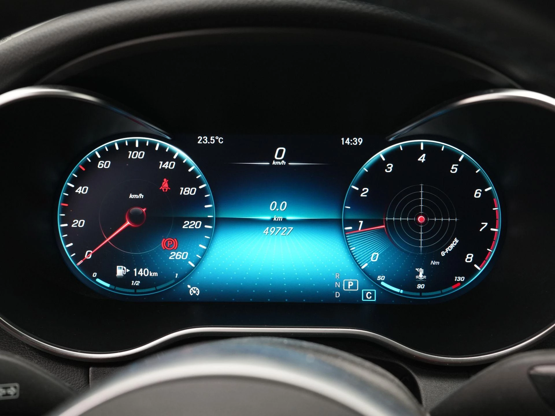 Mercedes-Benz-C-Klasse-image-10