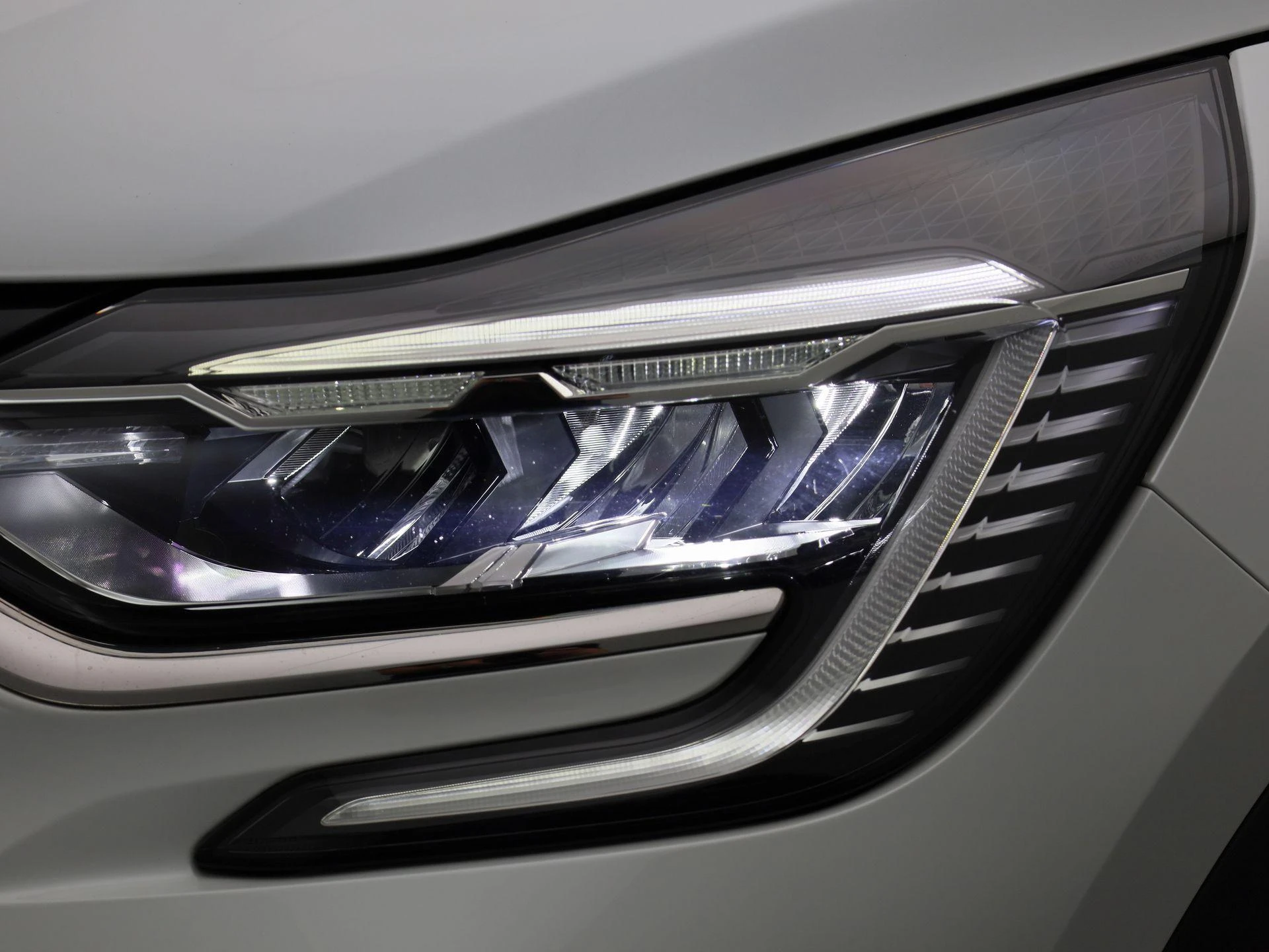 Renault-Captur-image-12