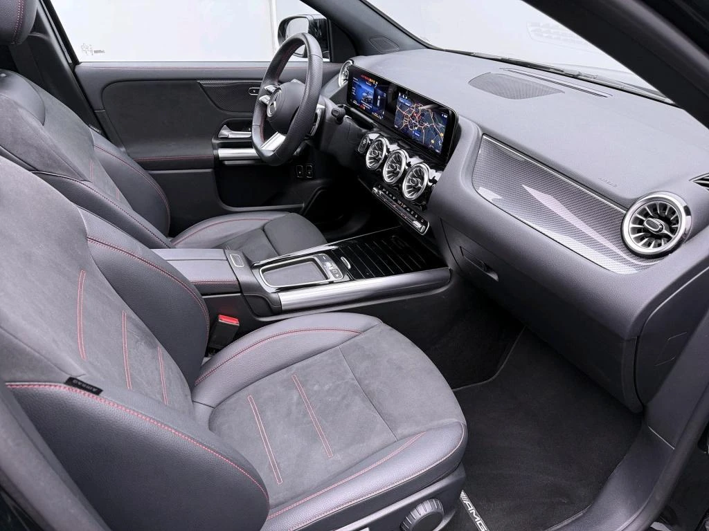 Mercedes-Benz-GLA-image-6