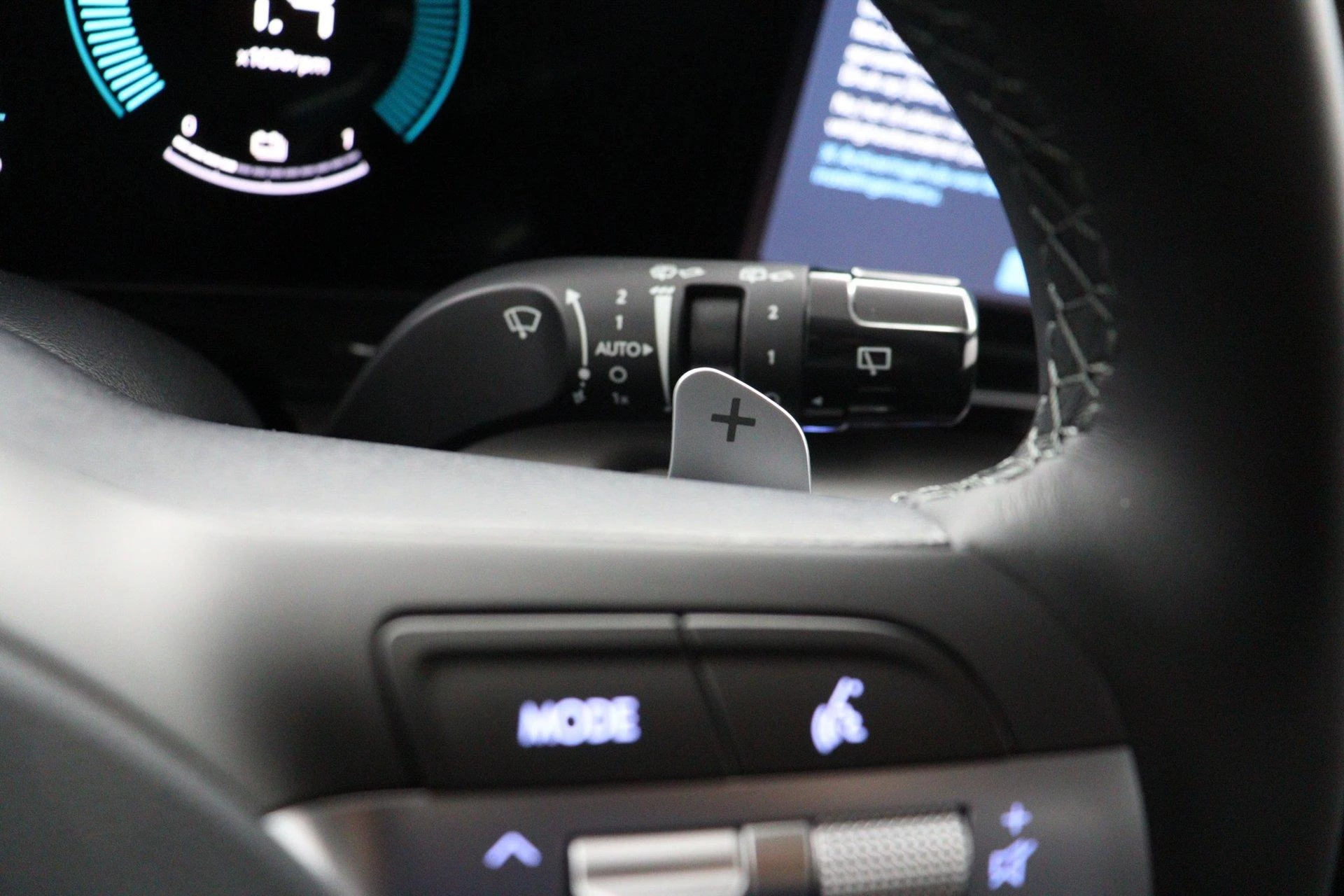 Hyundai Kona 1.6 GDI HEV E-Motion