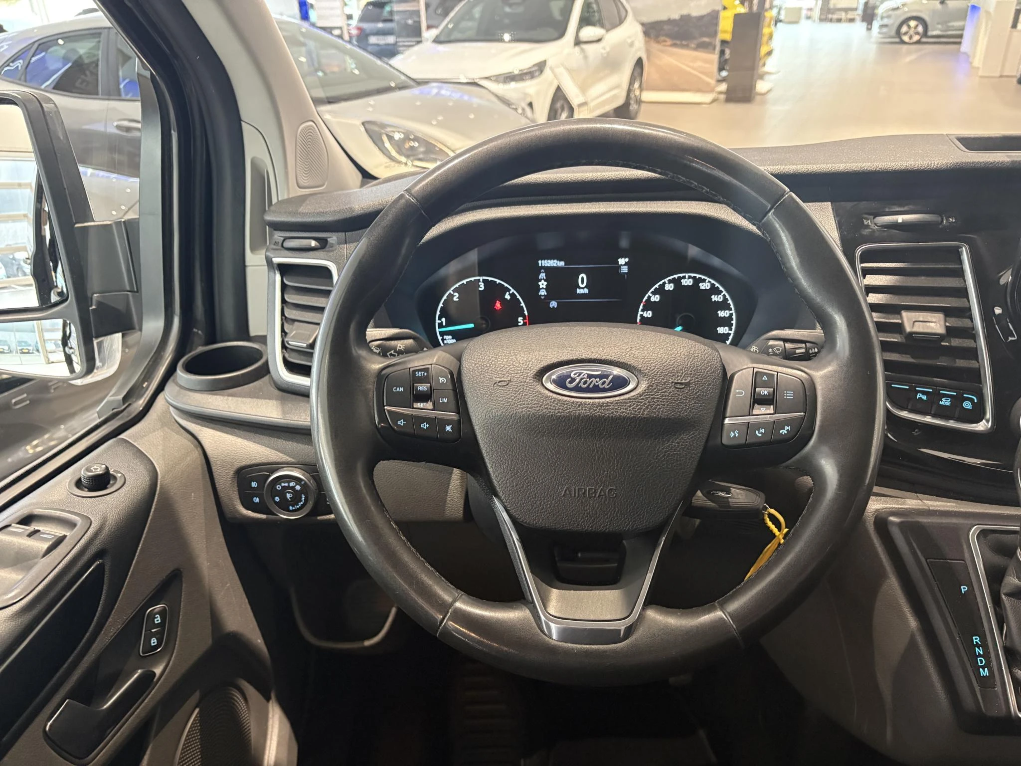 Ford-Transit Custom-image-17