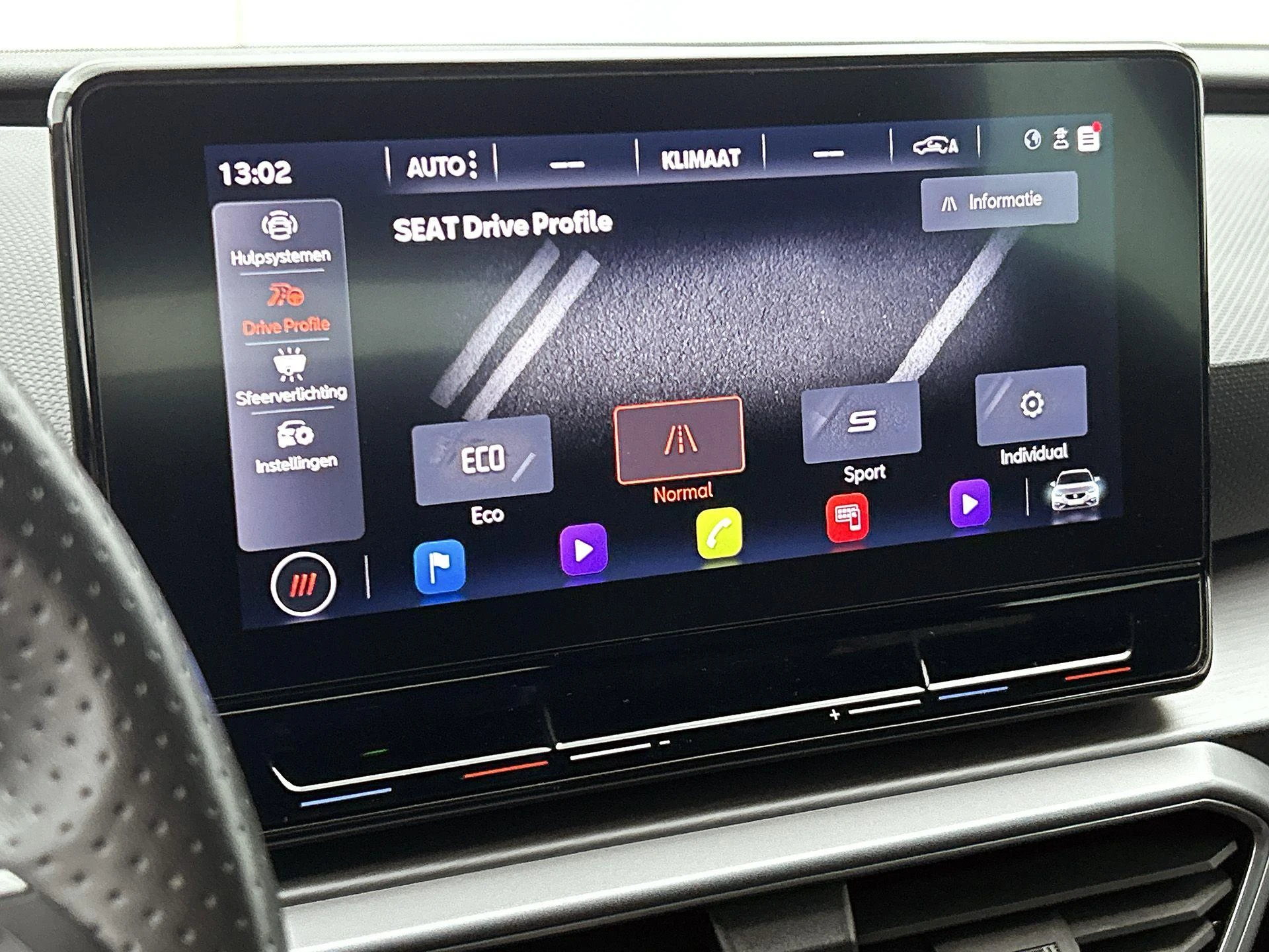 SEAT-Leon-image-11