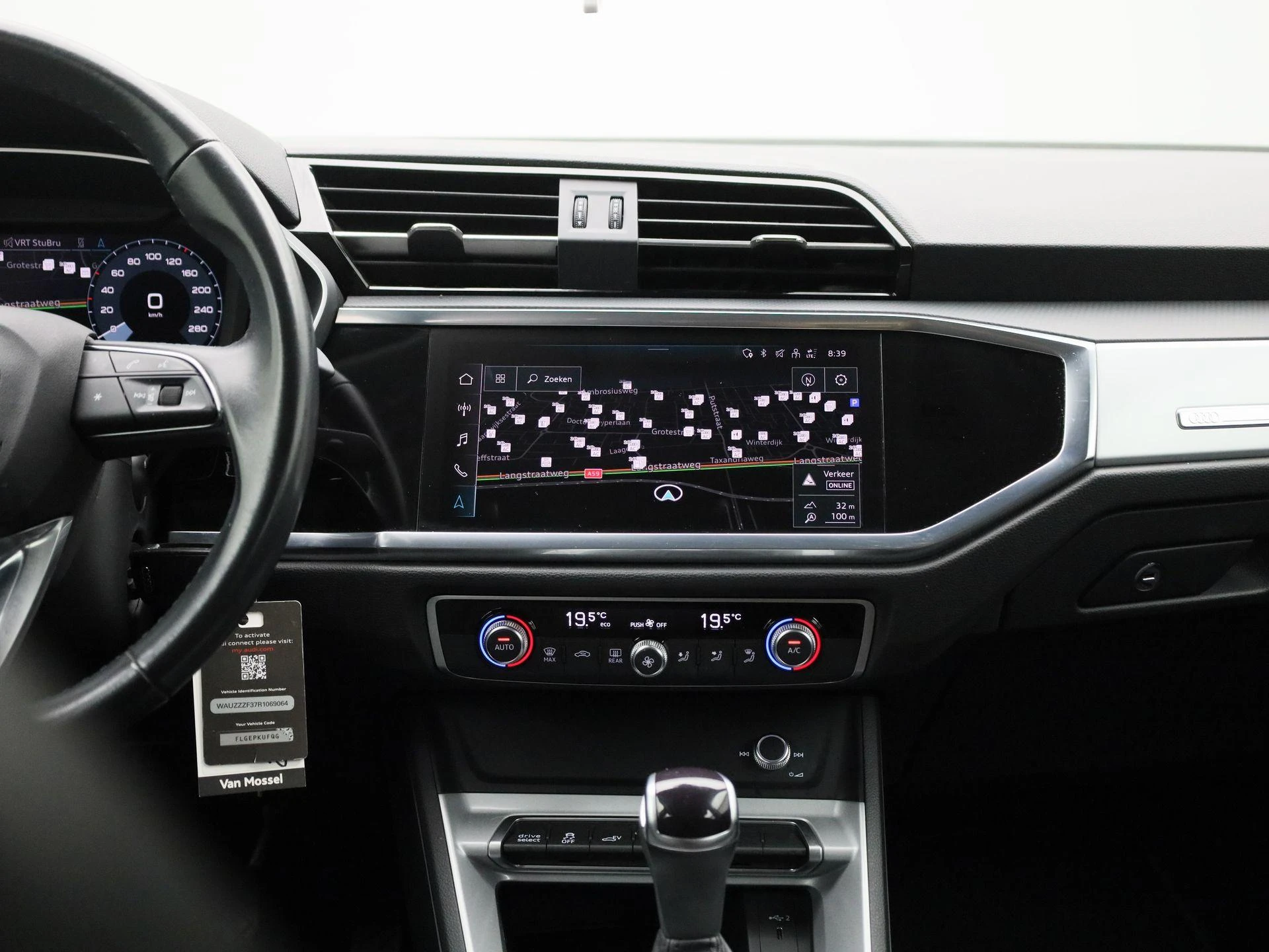 Audi-Q3-image-8