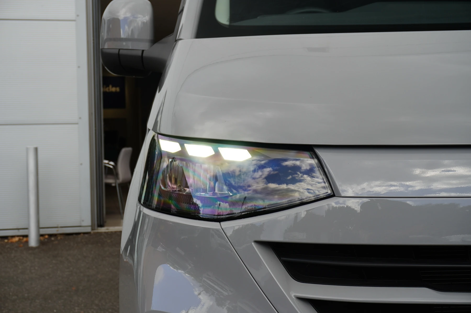 Volkswagen-Transporter-image-50