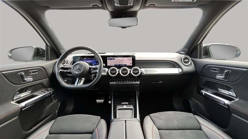 Mercedes-Benz-EQB-image-14