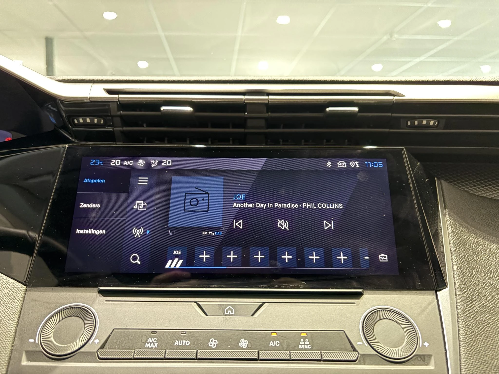Peugeot-308-image-16