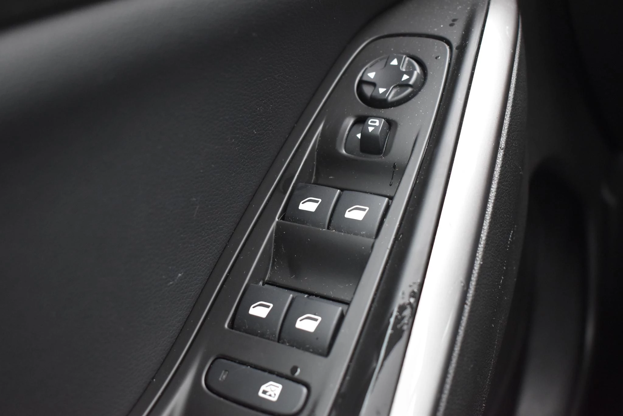 Opel-Grandland-image-15