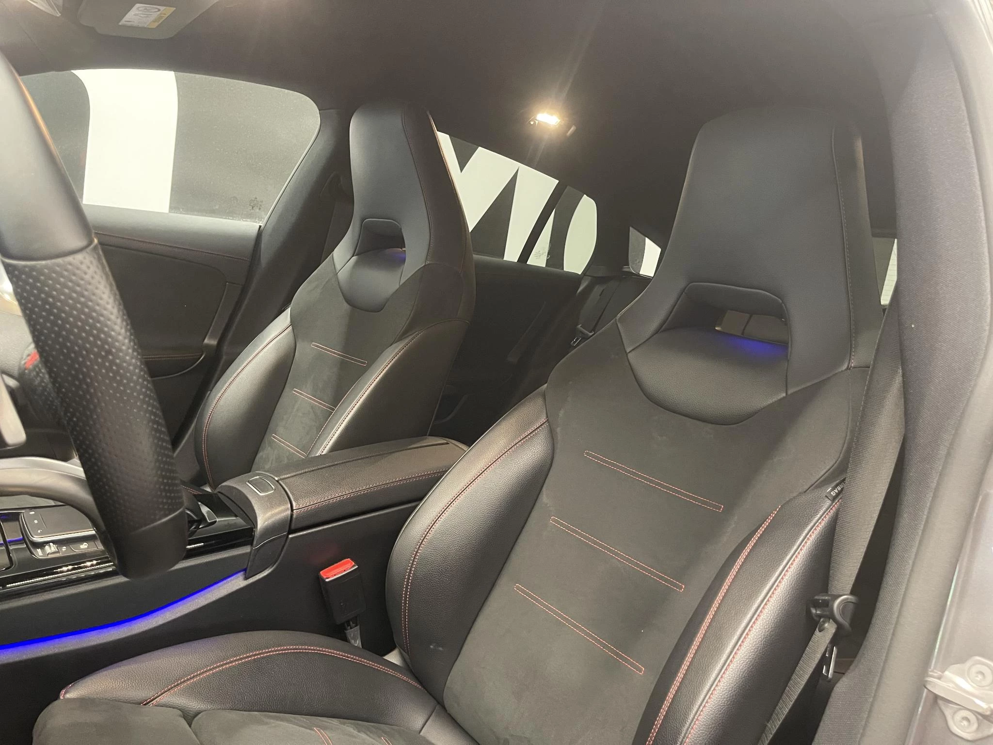 Mercedes-Benz CLA 180d AMG LINE Shooting Brake + CARPLAY + LED + KEY LESS +