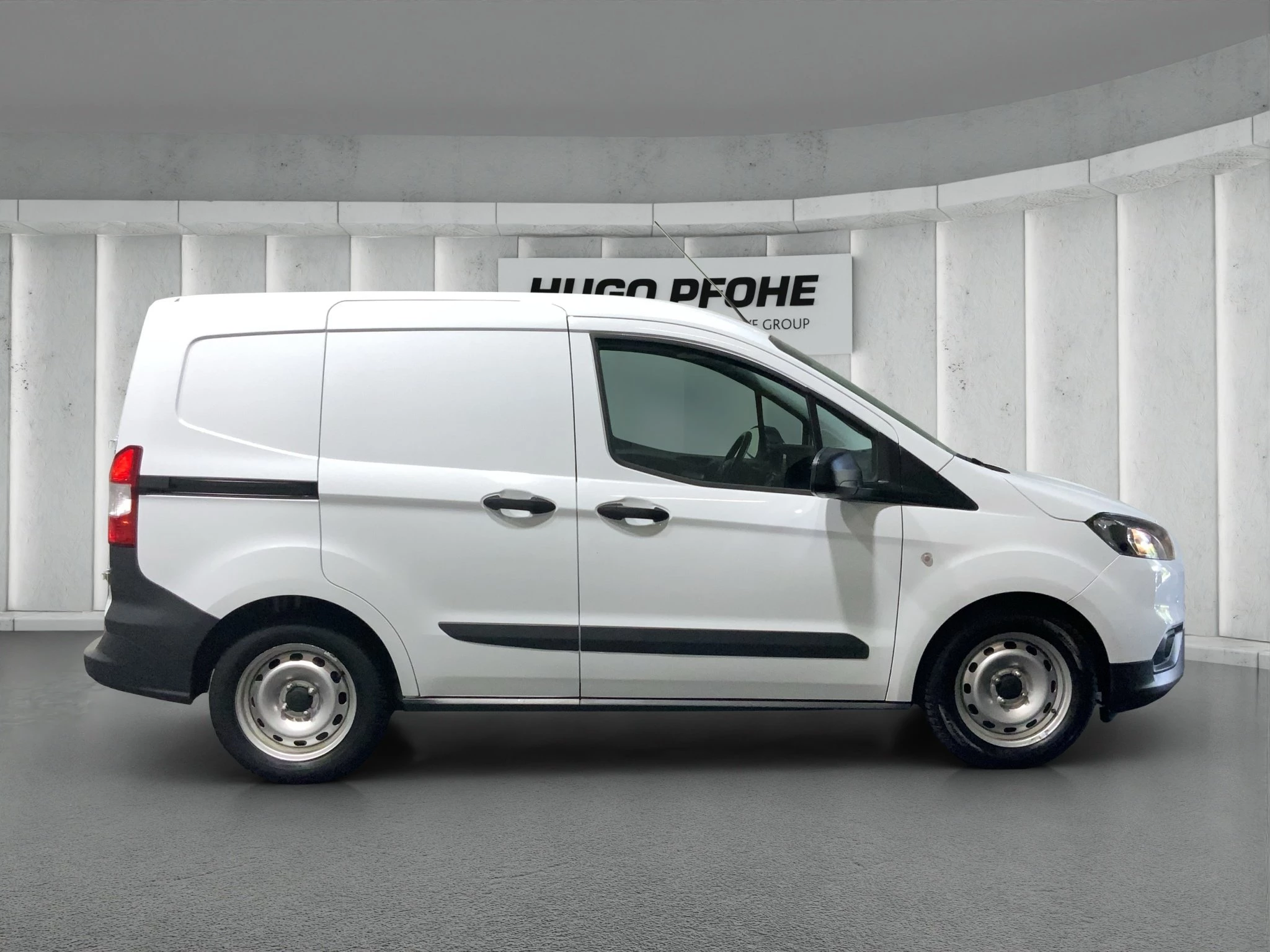 Ford-Transit Courier-image-5