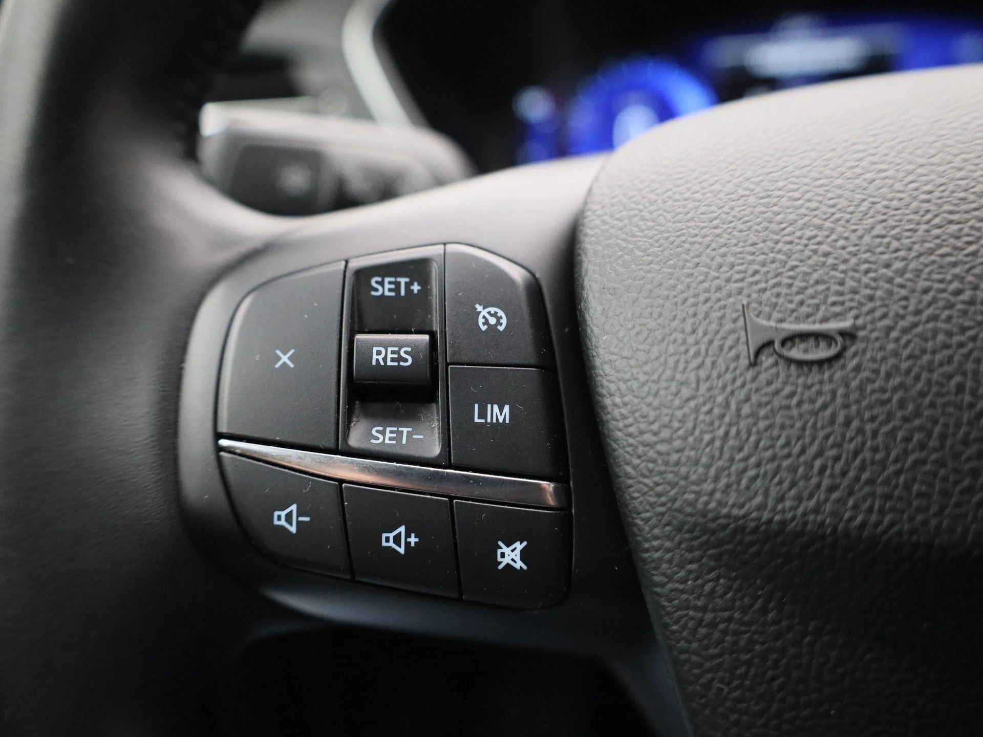 Ford-Kuga-image-16