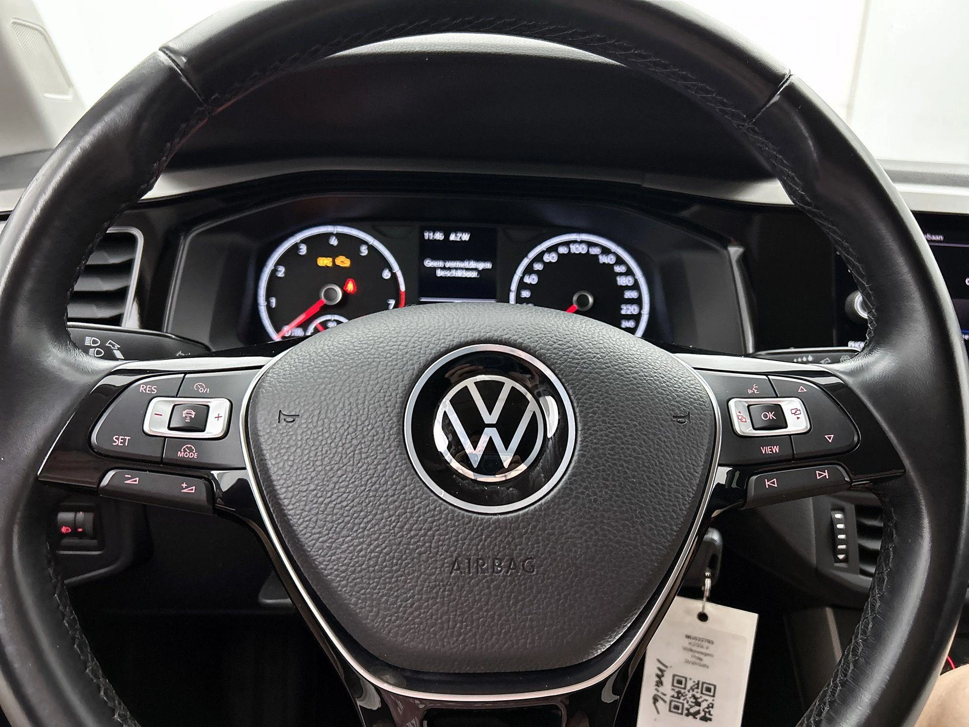 Volkswagen-Polo-image-32