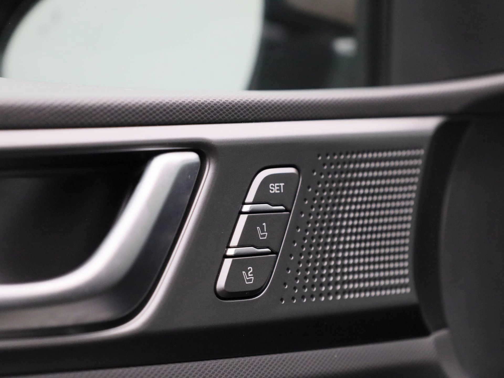 Hyundai-IONIQ-image-31