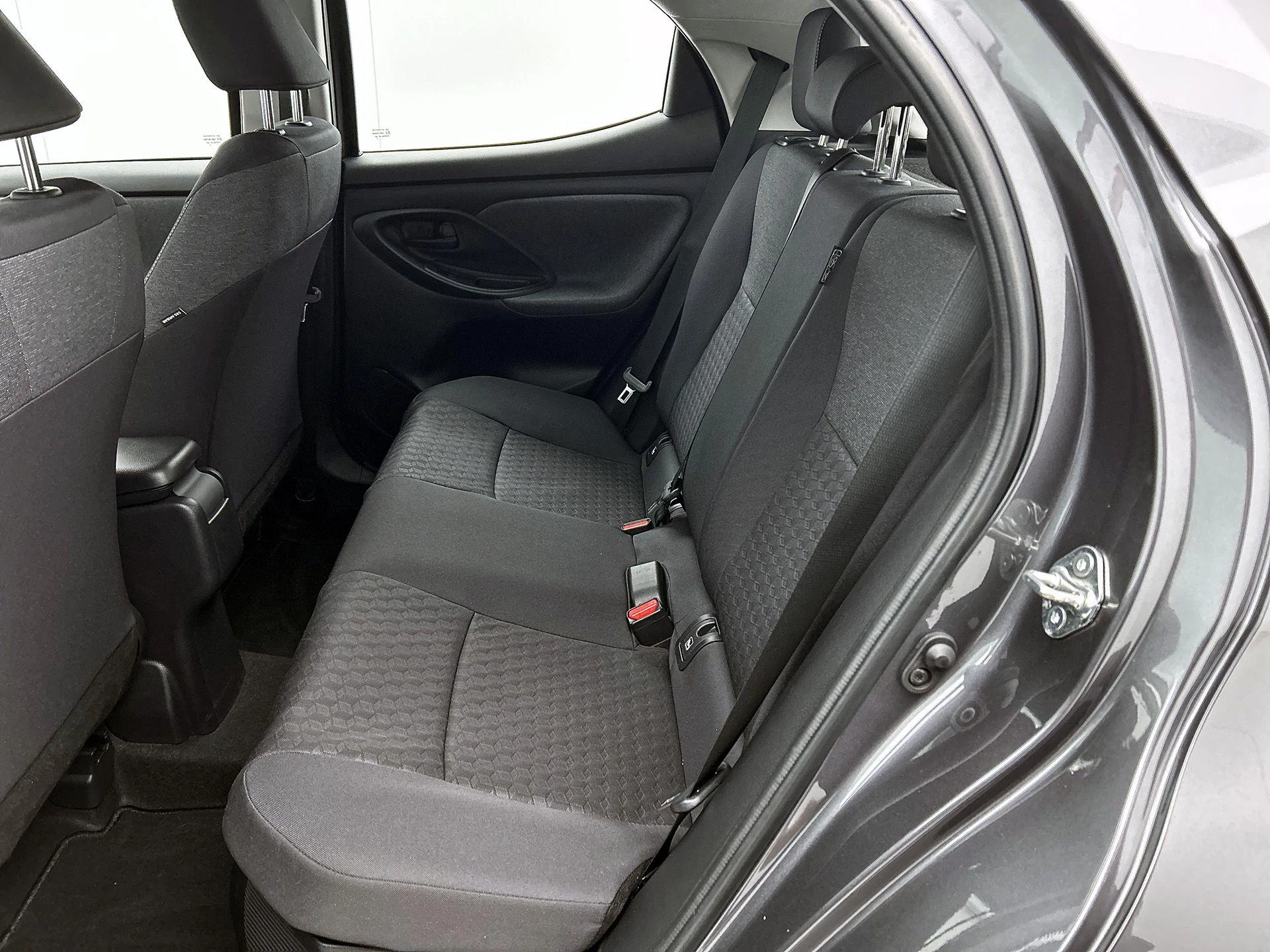 Toyota-Yaris-image-26
