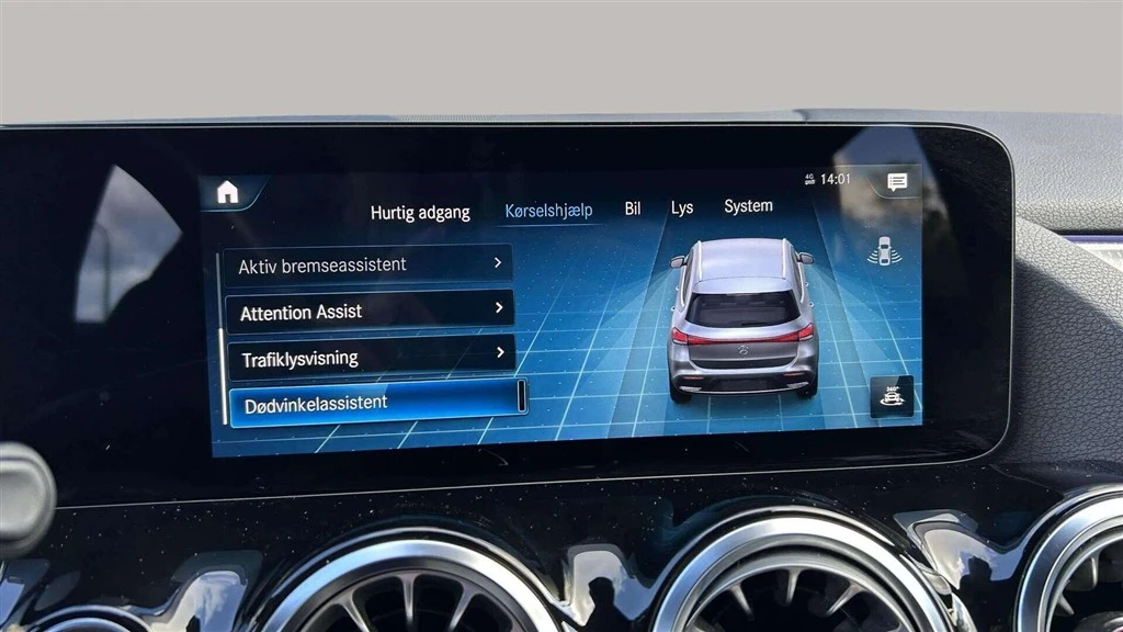 Mercedes-Benz-EQA-image-25