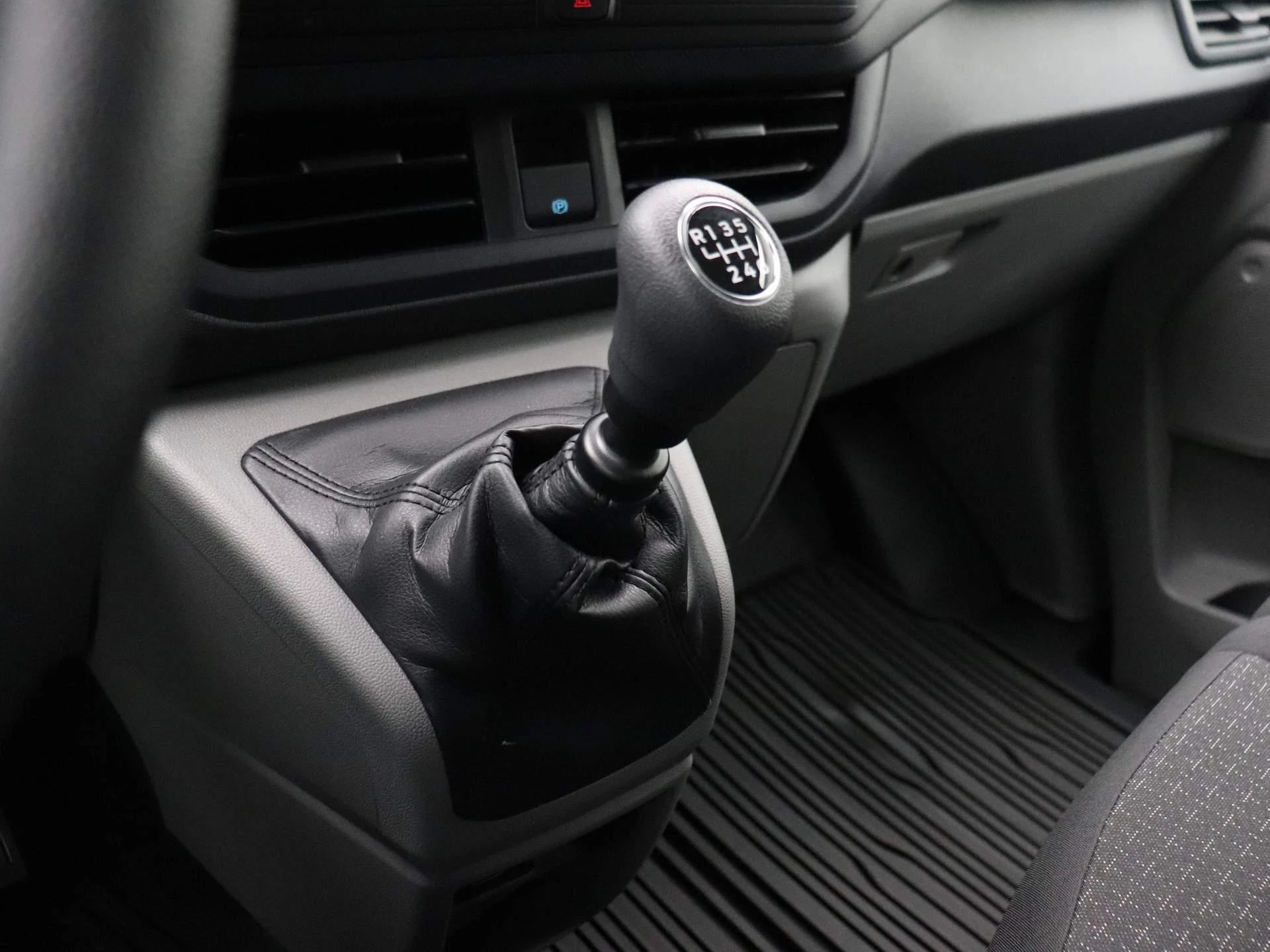 Ford Transit Custom 300 2.0 TDCI L2H1 Trend