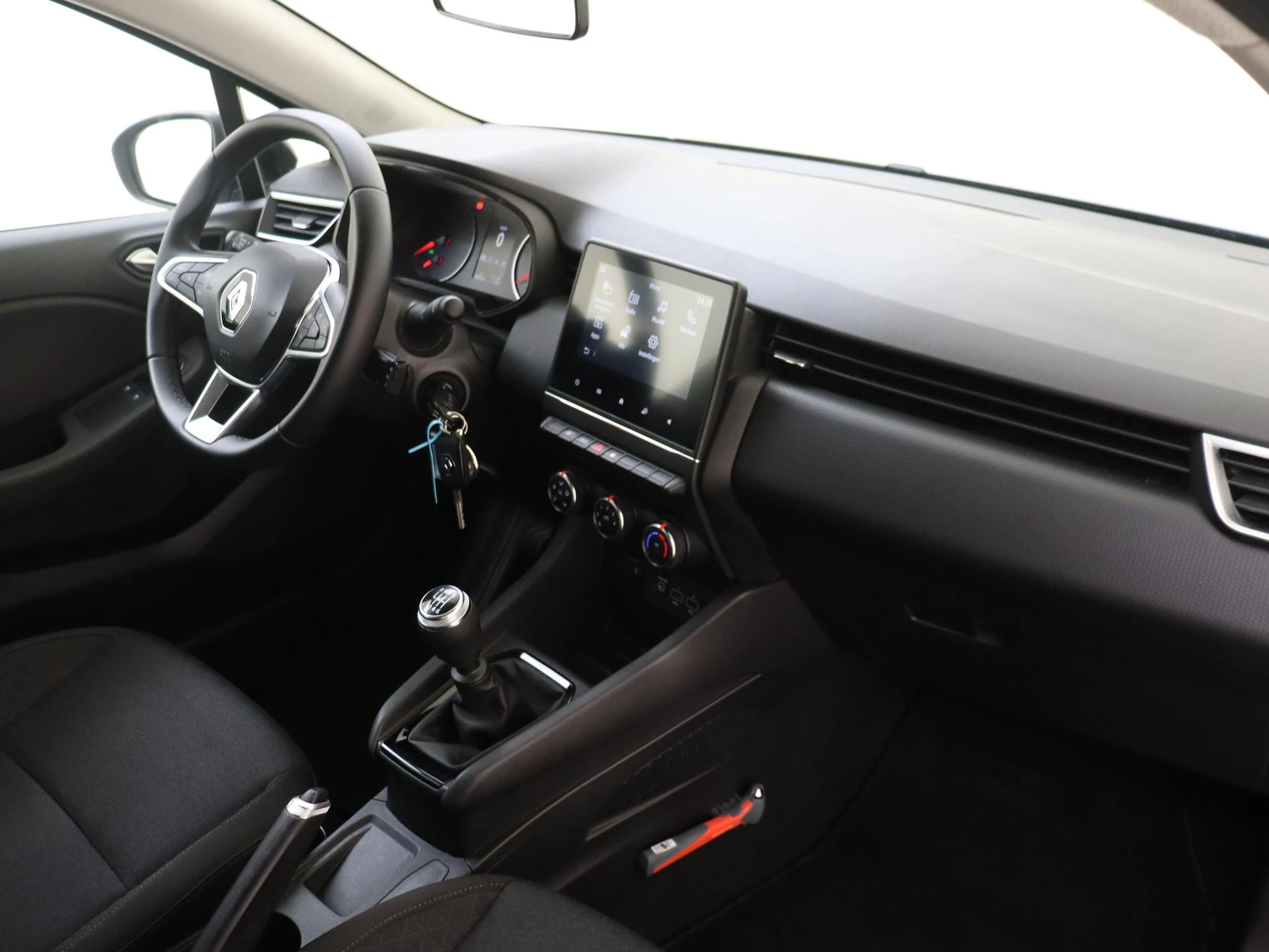 Renault-Clio-image-11