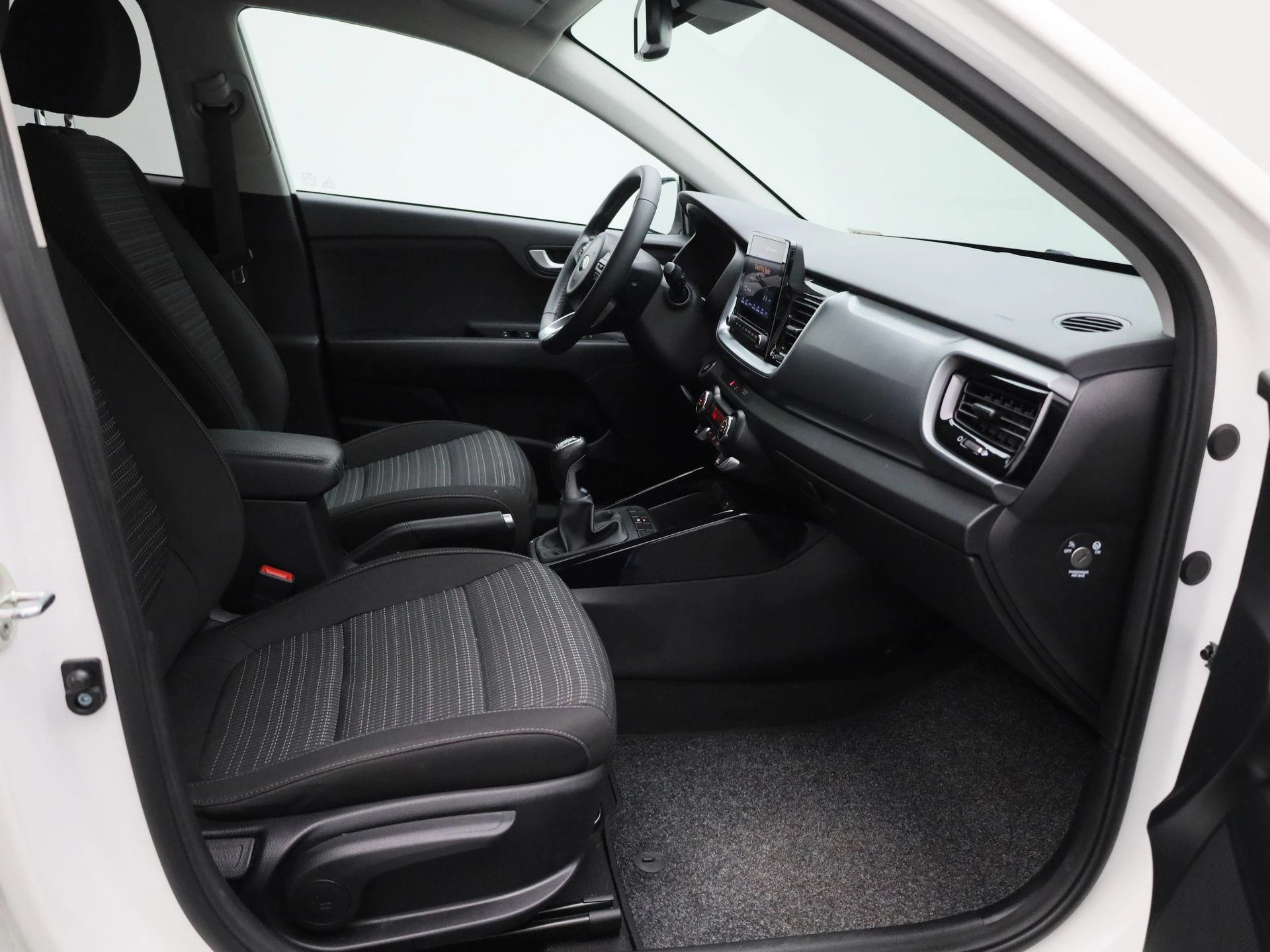 Kia-Stonic-image-30