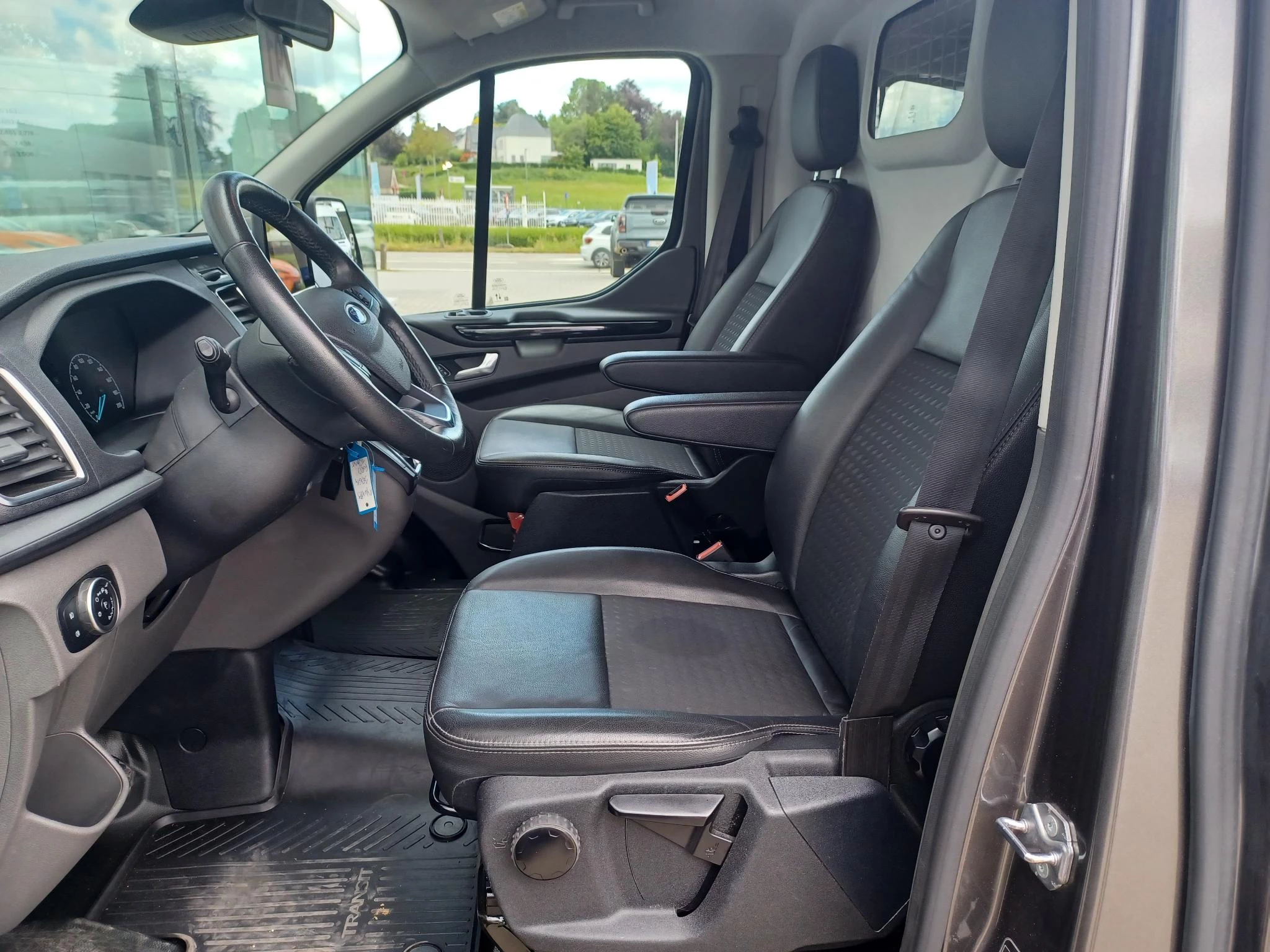 Ford Transit Custom 320S 2.0TD185ch/136Kw A6 FWD Sport