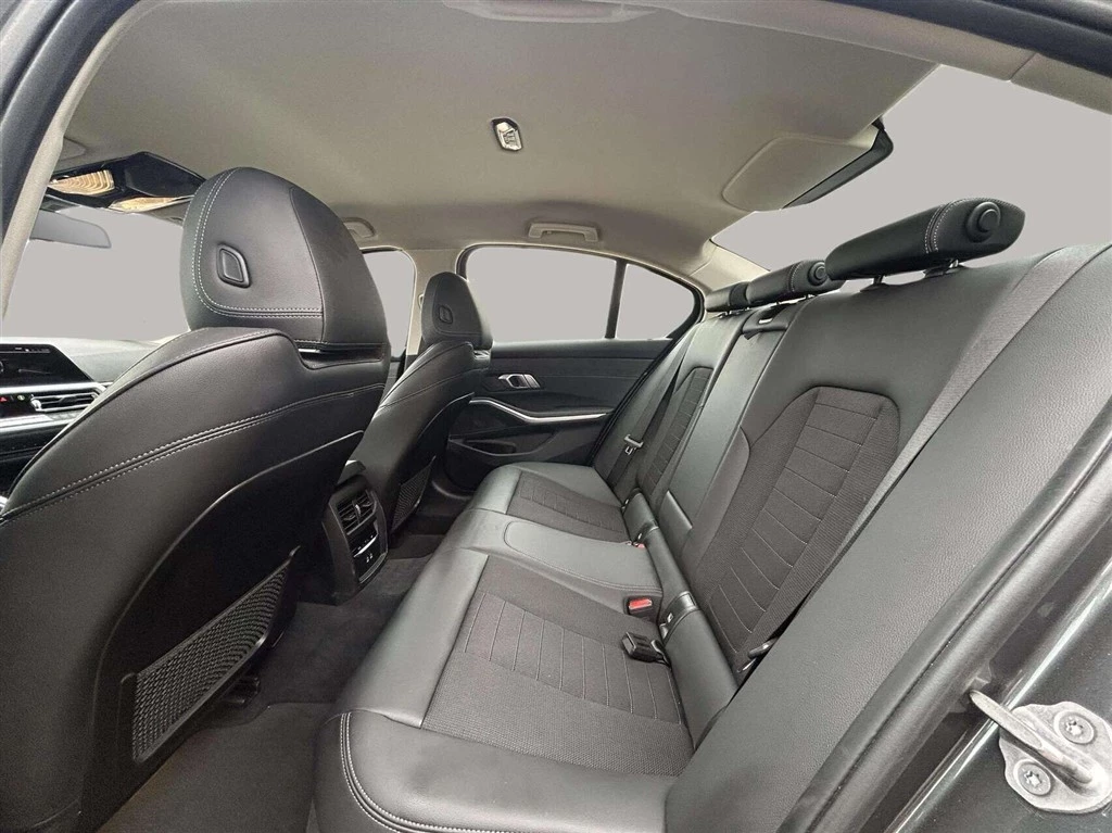 BMW 3-Serie 320i 2.0 Sport Line Steptronic 184HK 8g Aut.
