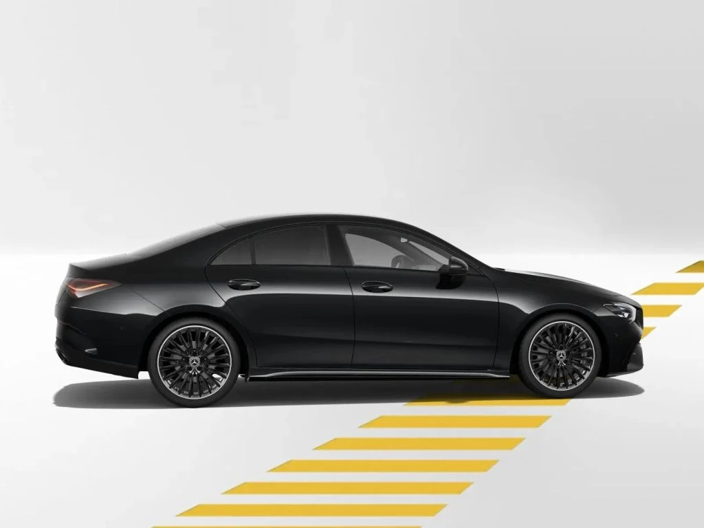 Mercedes-Benz-CLA 200-image-7