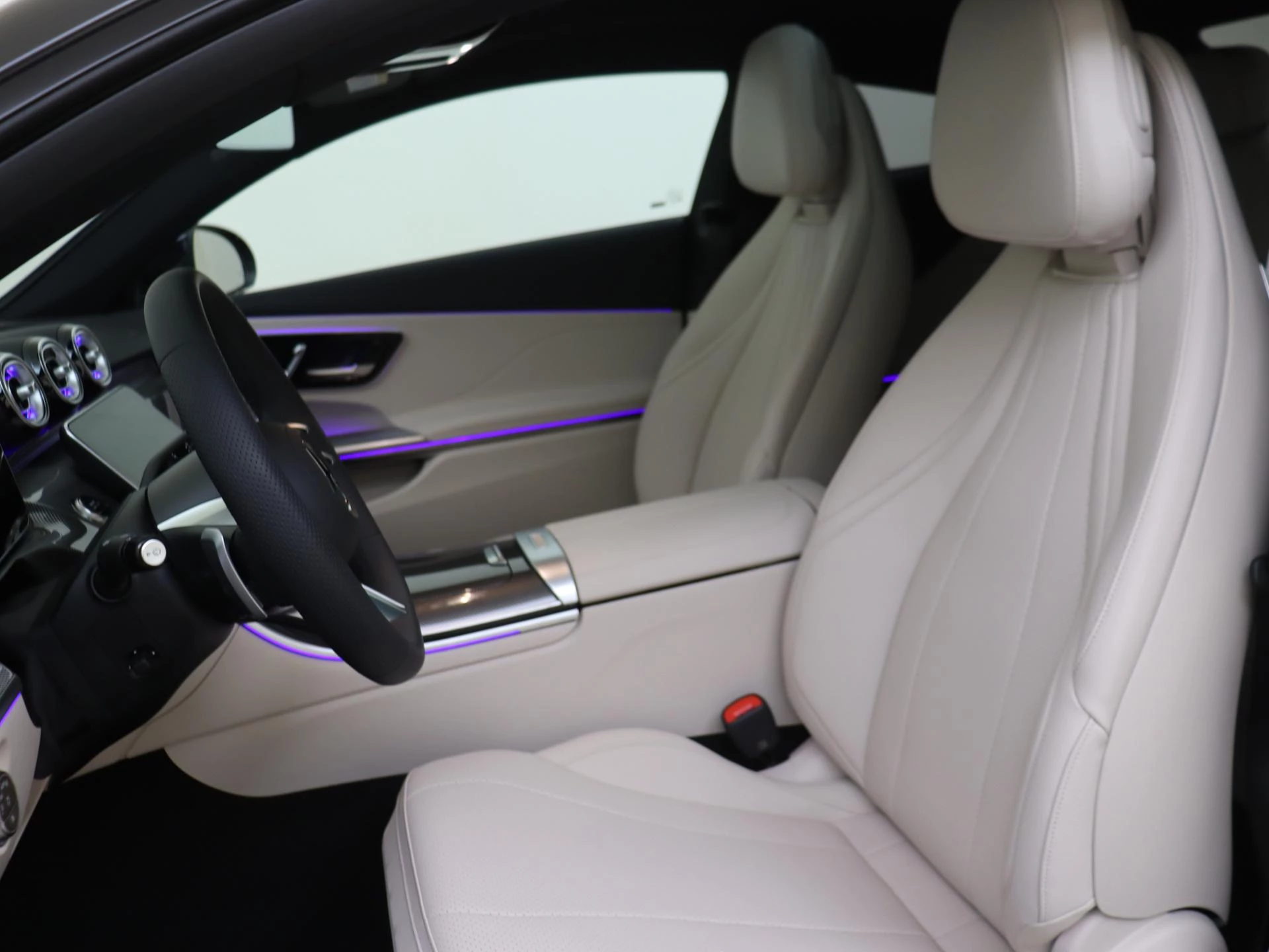 Mercedes-Benz-CLE-image-13